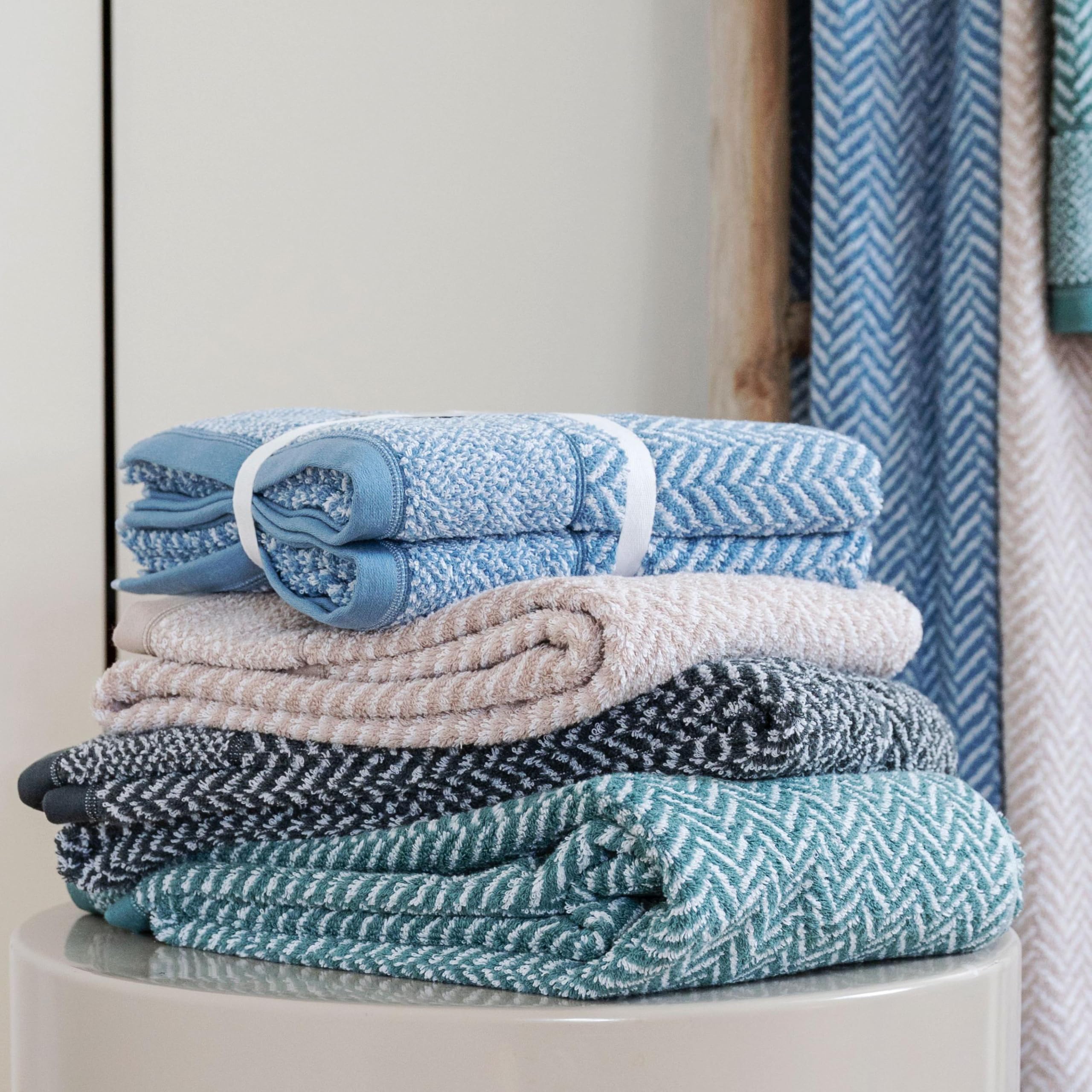 herzbach home Set Di Asciugamani Telo Bagno 100% Cotone 70x140 cm a disegni, antracite