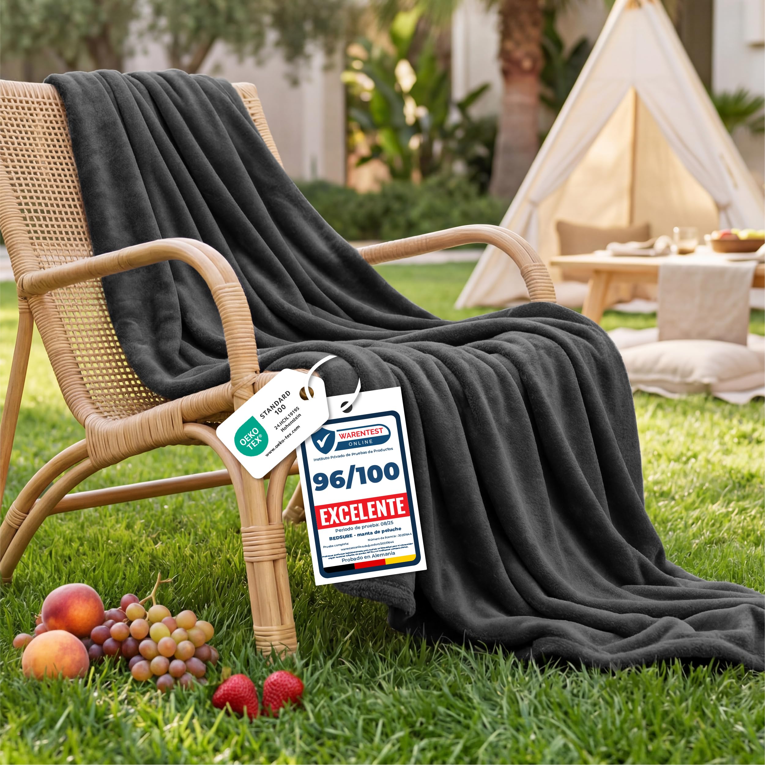 Bedsure Blanket for Sofa Plaid – Soft and Warm, Premium Flannel Extra Large for Living Room and Bed, Winter and Summer, Pleasant and Breathable Fabric, XL 150 x 200 cm, Dark Grey OEKO-TEX STANDARD 100