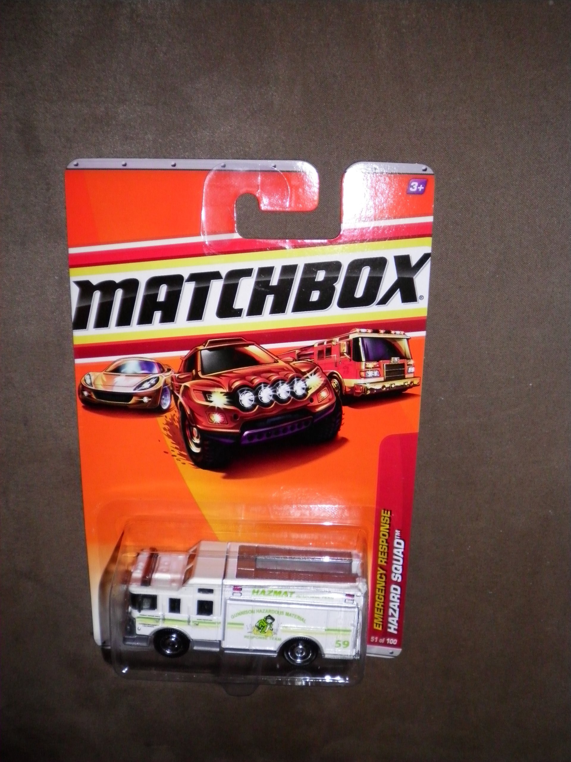 Amazon.com: HAZMAT HAZARD SQUAD Matchbox Emergency Response 1:64