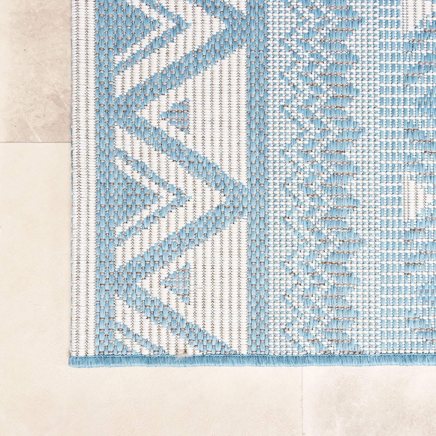 FRAAI | Home & Living In- & Outdoor Teppich - Summer Beyond Hellblau - Wetterfest - Polypropylen - 160x230 cm - Garten/Terrasse - Terrasse Teppich - Outdoor Rug