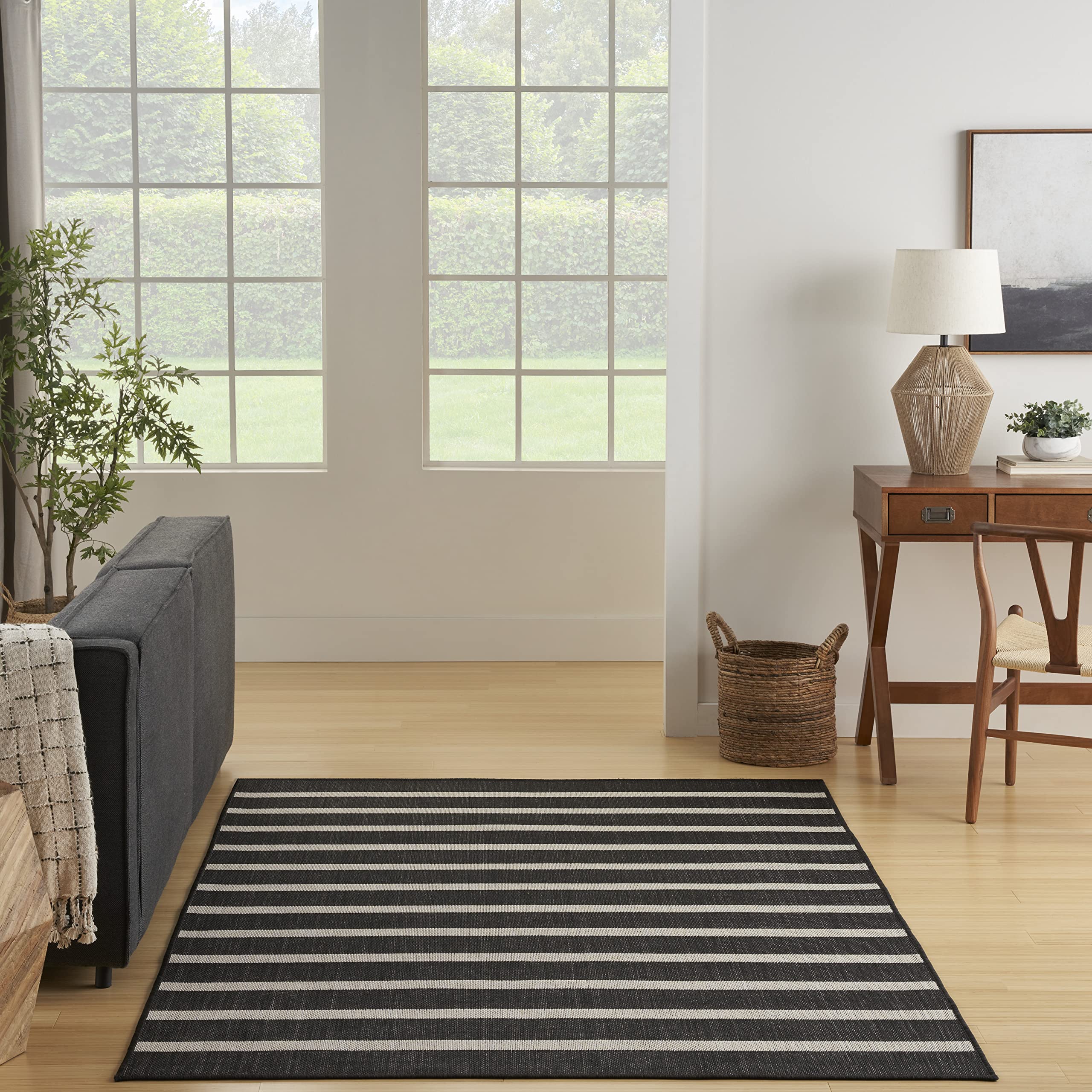 Nourison Positano Indoor/Outdoor Black Ivory 5' x 7' Area Rug, Easy Cleaning, Non Shedding, Bed Room, Living Room, Dining Room, Deck, Backyard, Patio (5x7)