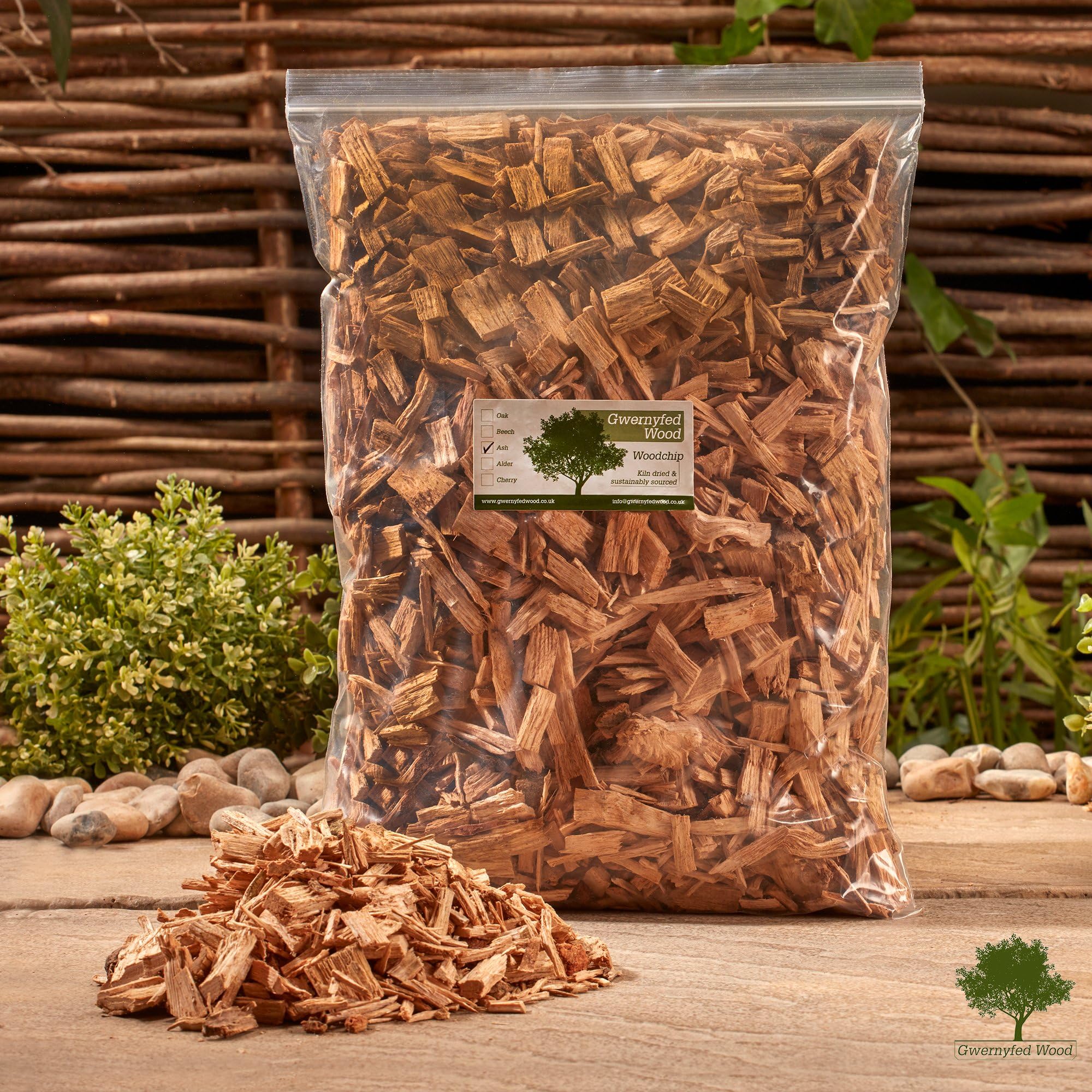 Smoking/Smoker Wood Chips Jumbo 4.5 Litre Bag – (24 Great Flavours 100% Natural Nothing Added) Smoking Food in a Smoker/BBQ - Many from our own Woodland (Ash)