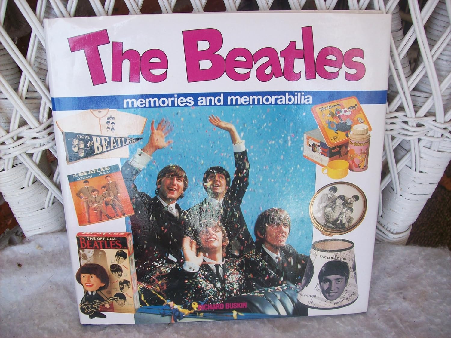 The Beatles Memories and Memorabilia Rh Value Publishing