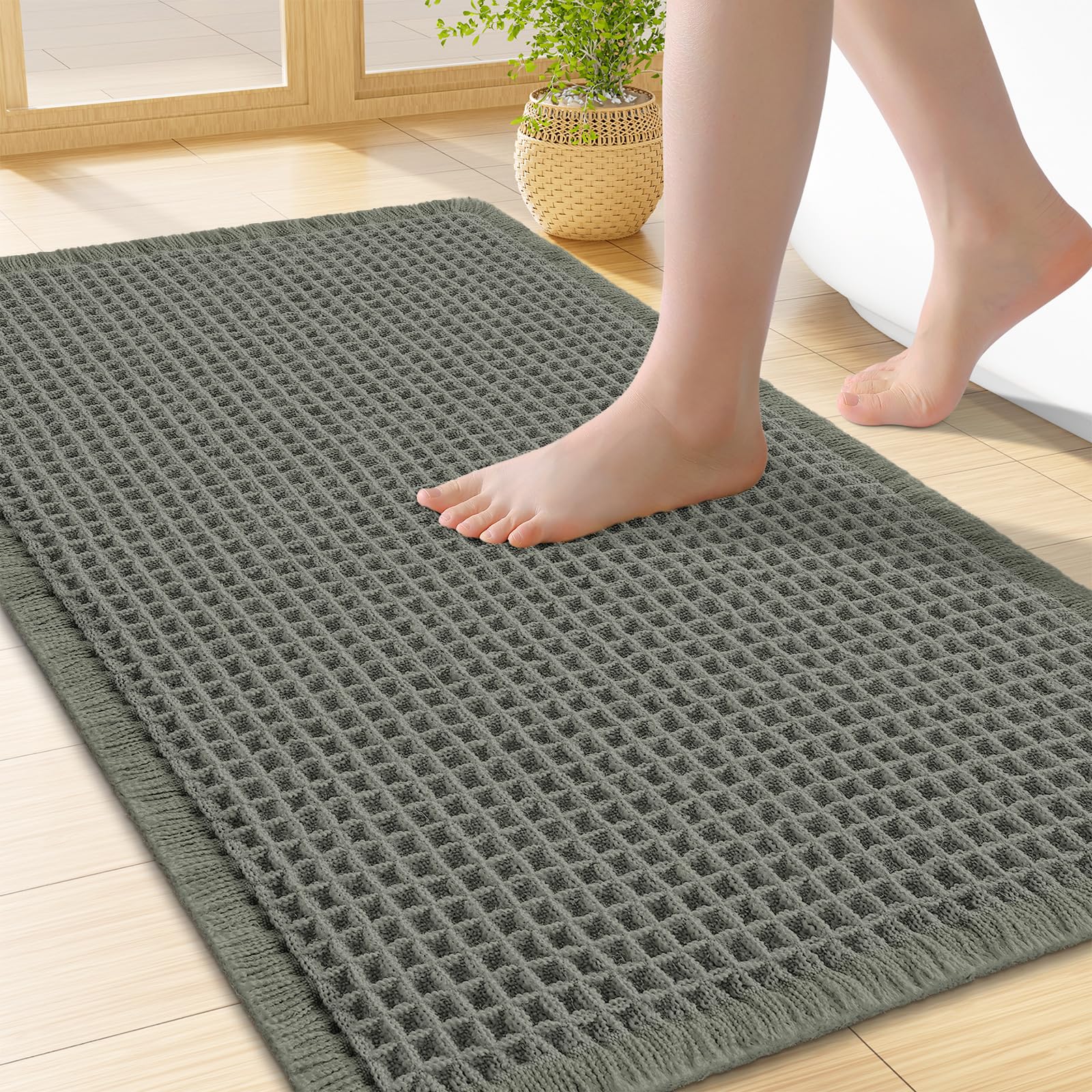 Smiry Waffle Bath Mat 24X16, Extra Soft Absorbent Bathroom Rugs, Green