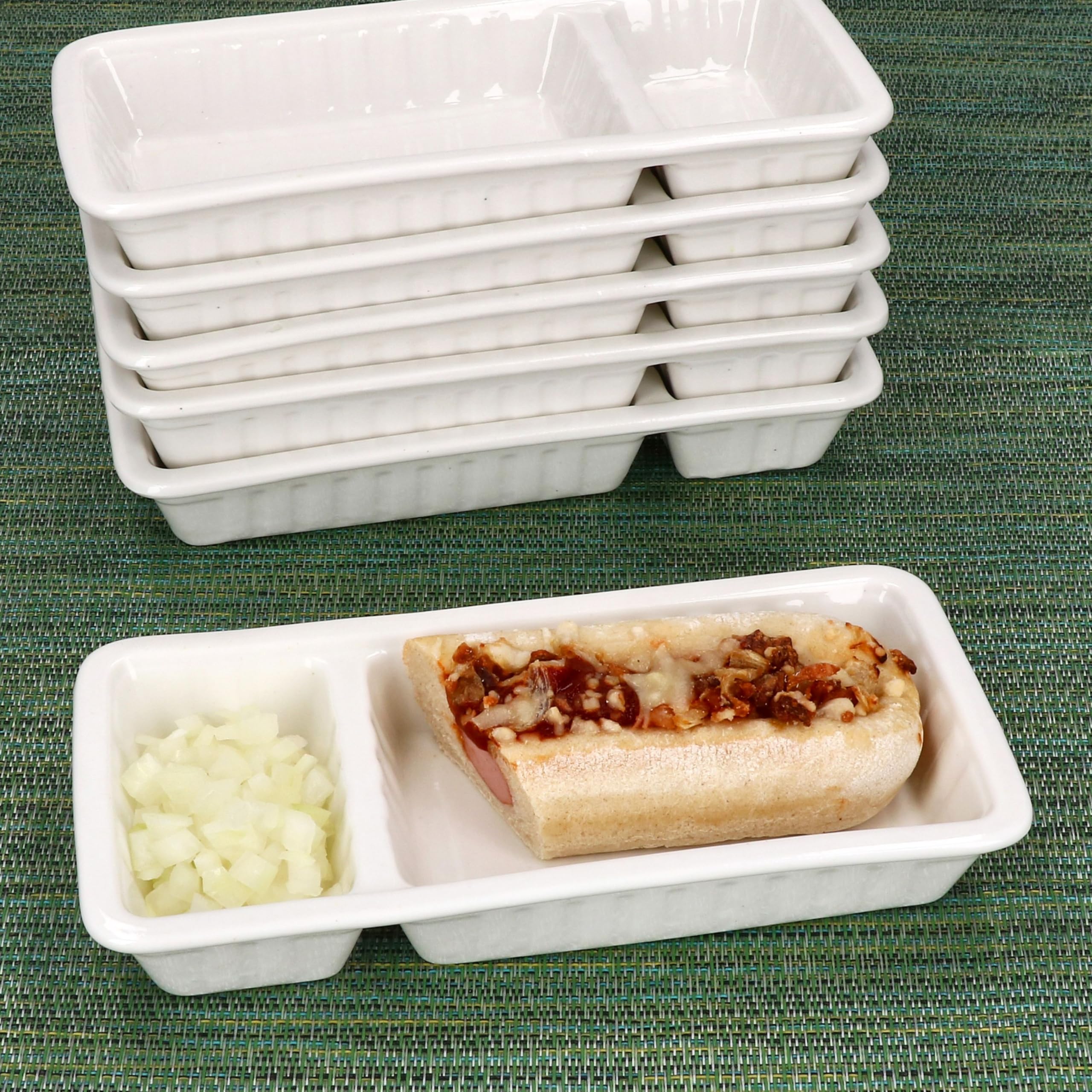 MamboCat 12er Set Frikandelschalen weiß aus Porzellan I (LxBxH) 20x9,5x3,3cm I Servierschalen mit 2 Bereichen für Soße & Beilagen I für Frikandel, Buletten, Nuggets, Nachos & Snacks