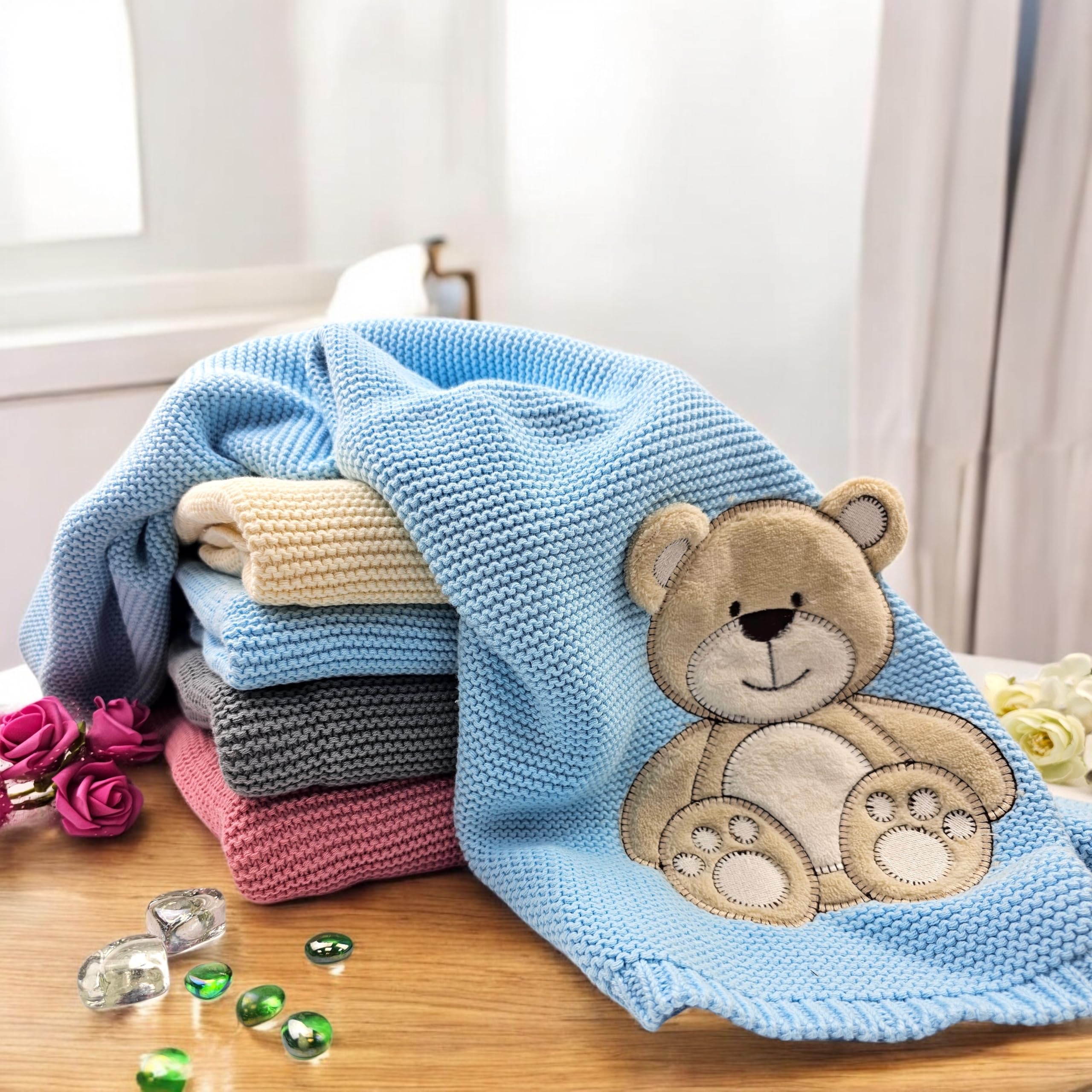 KIDDI-MEDIA Coperta per neonati di alta qualità con nome e data di nascita ricamati al 100% in cotone/in una scatola regalo rappresentativa/per battesimo, nascita, baby shower, anche come copriletto