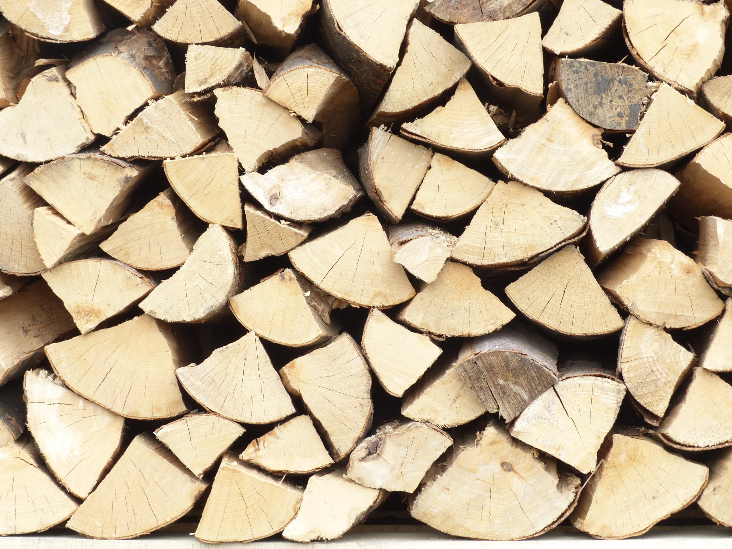 1m³ ? 1,6 SRM Kaminholz Feuerholz Brennholz Buche Holzscheite trocken 7% Premiumqualität (EUR 0,60 / kg)