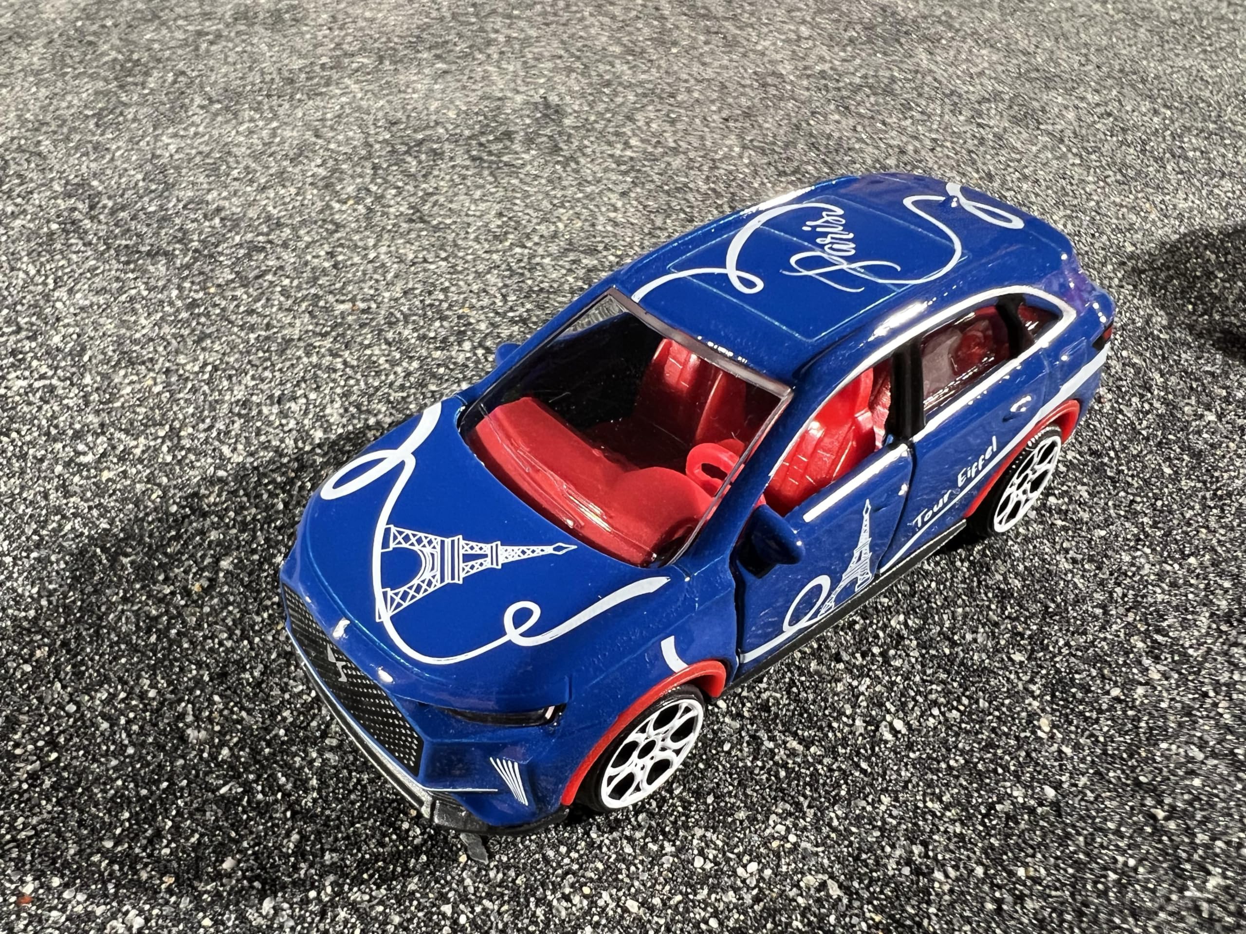 Majorette - French Touch Basque Country 212055014Q03 - 1 Premium Vehicle - Metal Miniature Cars - Scale 1:64 - 212055014Q03, Blue or White