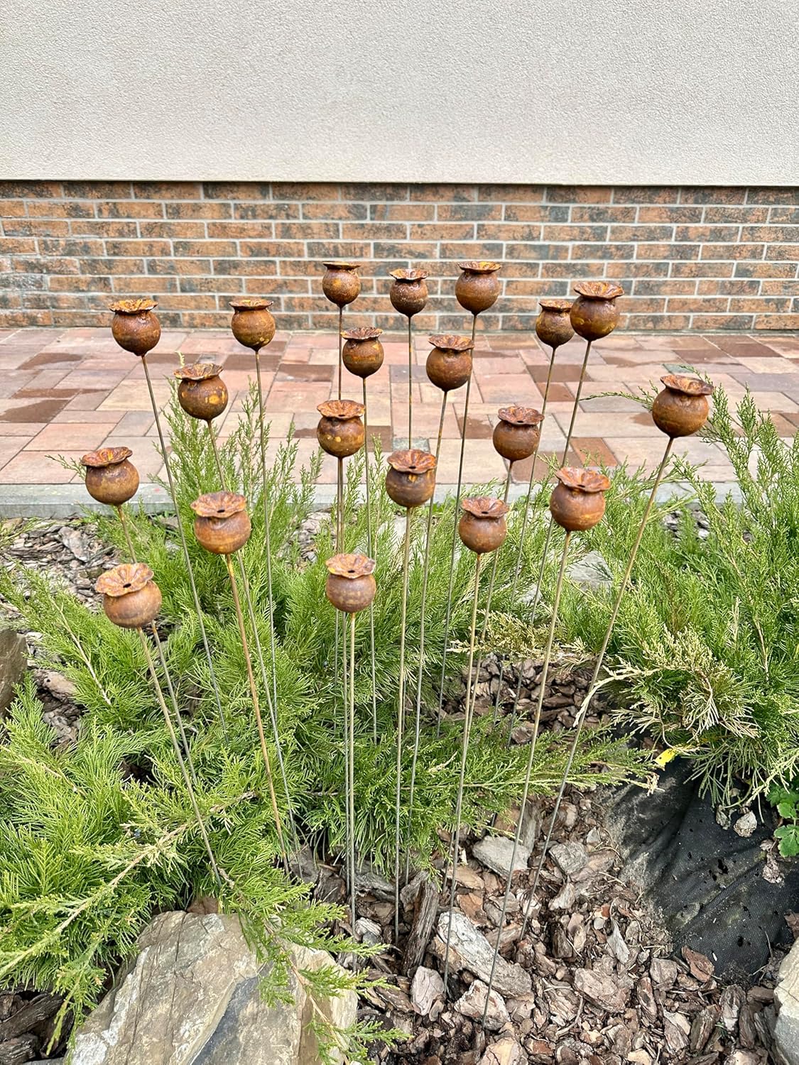 Rusty flowers set of 20, Poppy seeds head garden decor, Metal garden decor, metal yard art, outdoor metal decor, Rusty metal garden decor