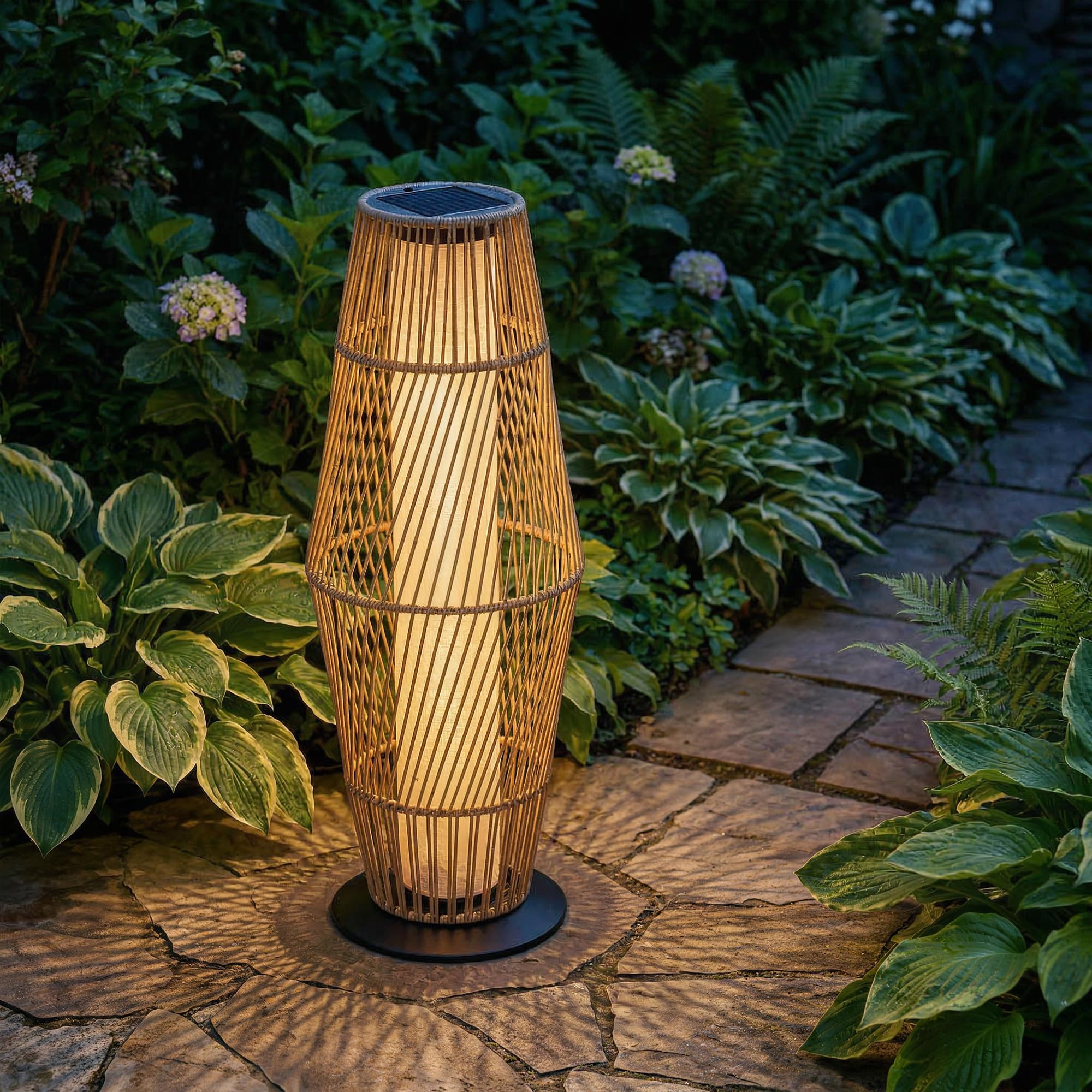 Outsunny Lanterne Solaire Extérieure en Résine Tressée avec Capteur de Lumière, Lampadaire LED Extérieur, 26x26x68cm, Sable