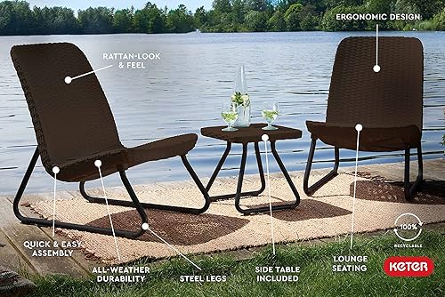 Vista 4 de Keter Rio, 3 piezas, Juego de muebles de mesa y silla para patio, jardín, exteriores, todo tipo de climas, gris, Marrón Whiskey