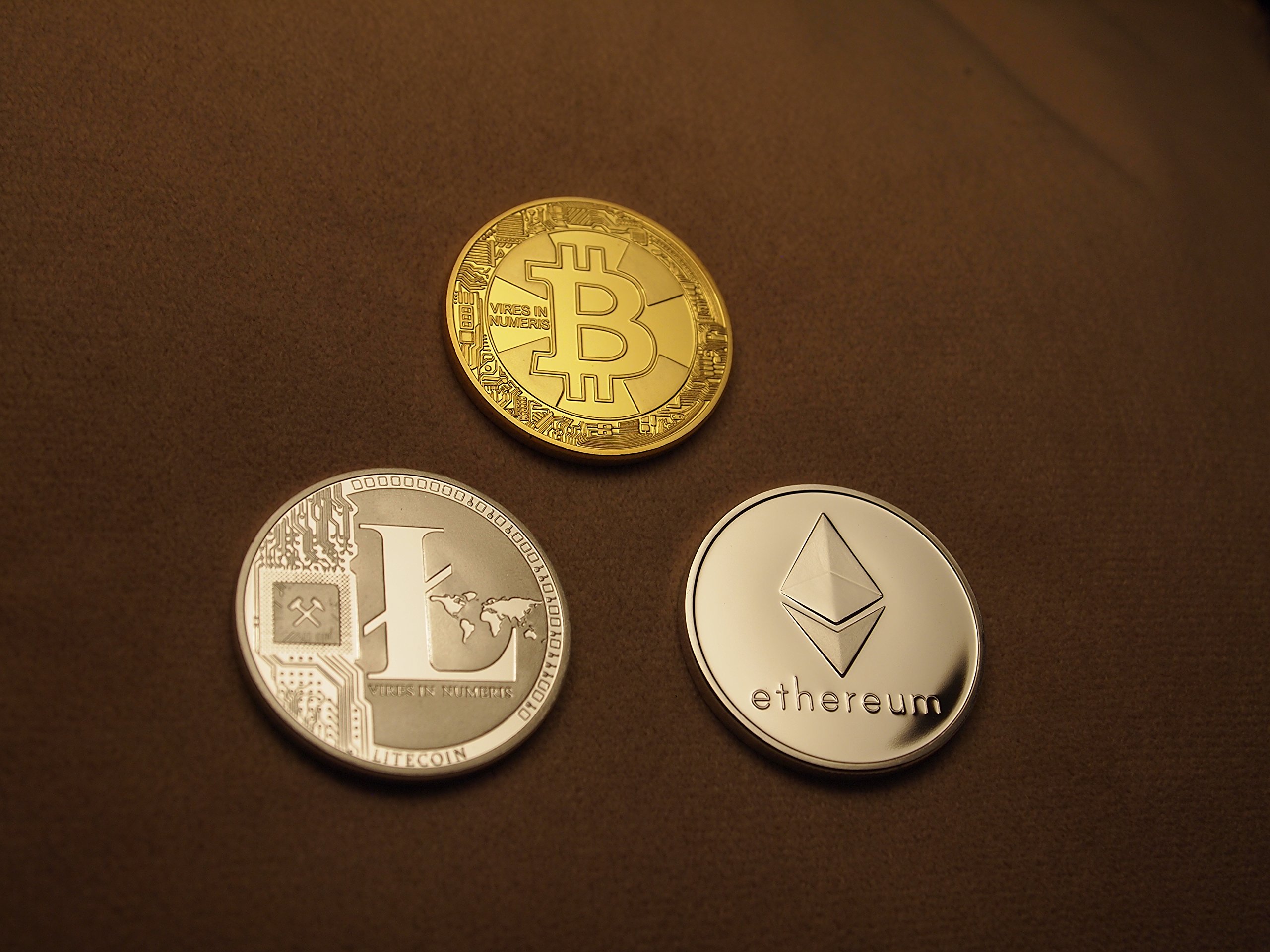 Rare Crypto Collectors Coin Set Bitcoin Litecoin And Ethereum 3 |  Desertcart INDIA