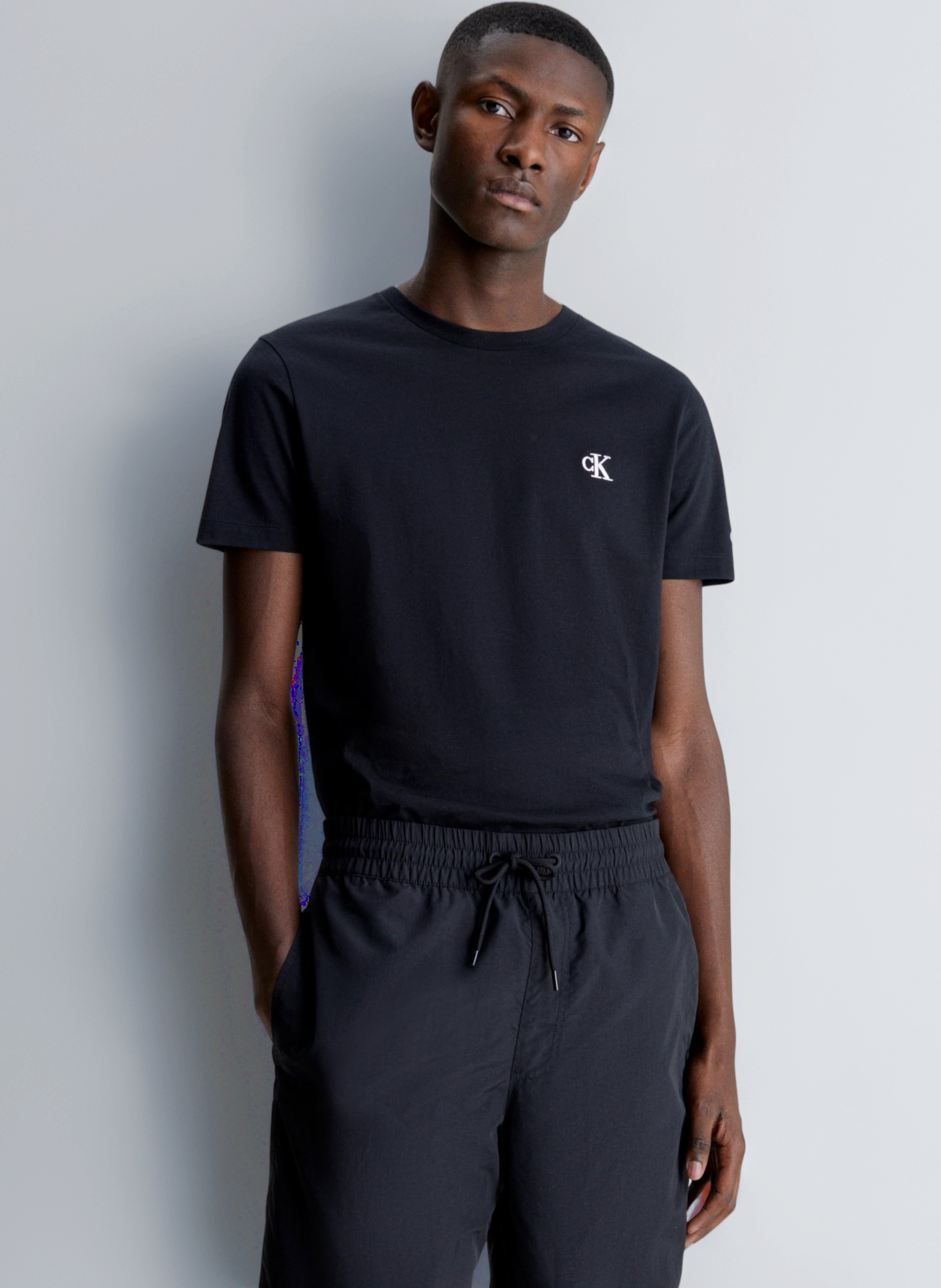 Calvin Klein Jeans Men Short-Sleeve T-Shirt Ck Essential Slim Fit