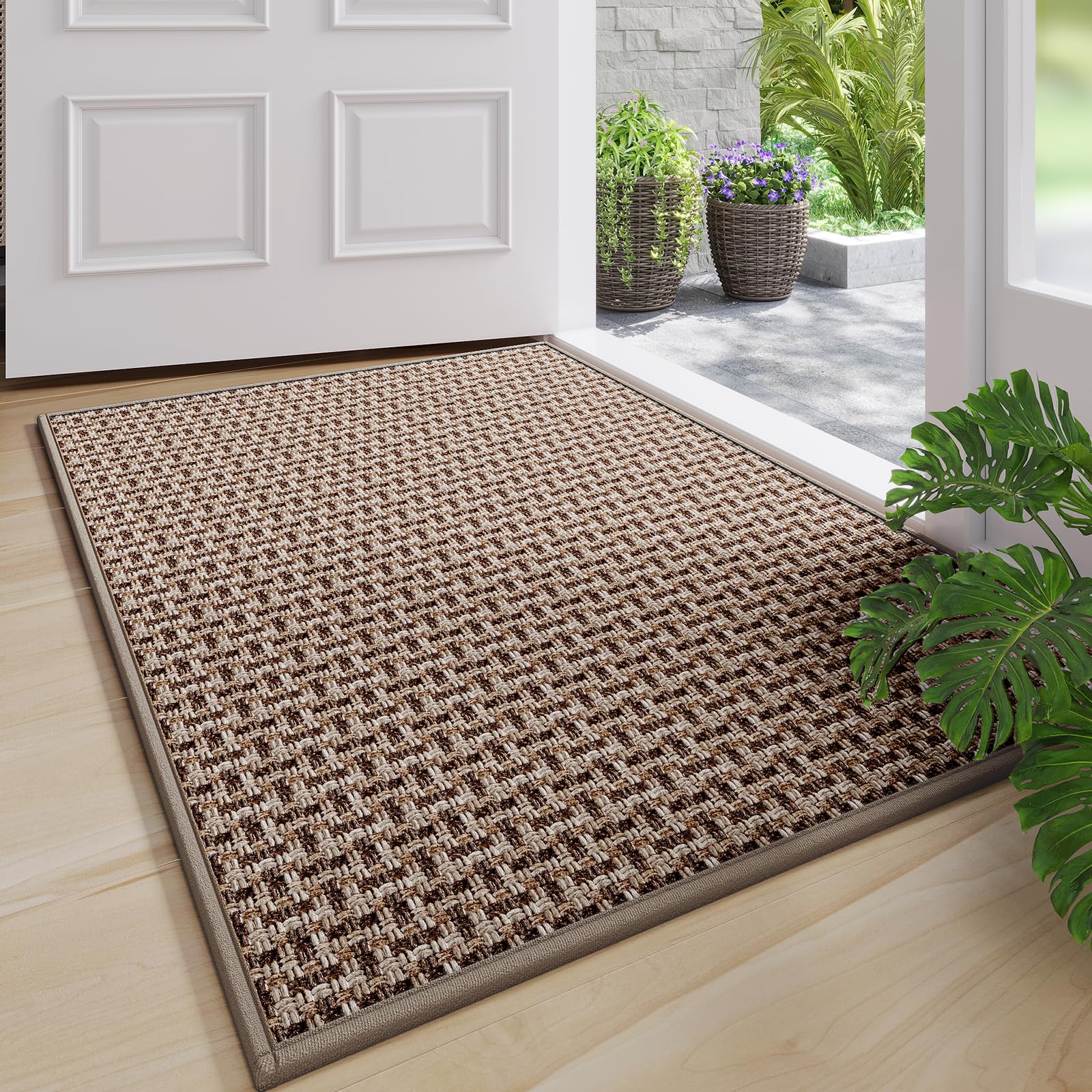 Door Mat 43x75 cm, Door Mat Indoor Entrance Dirt Resistant and Absorbent, Non-Slip Rubber Backing Front Door Mats, Easy Clean Low-Profile Doormat for Entryway, Front Door, Inside Entrance, Brown