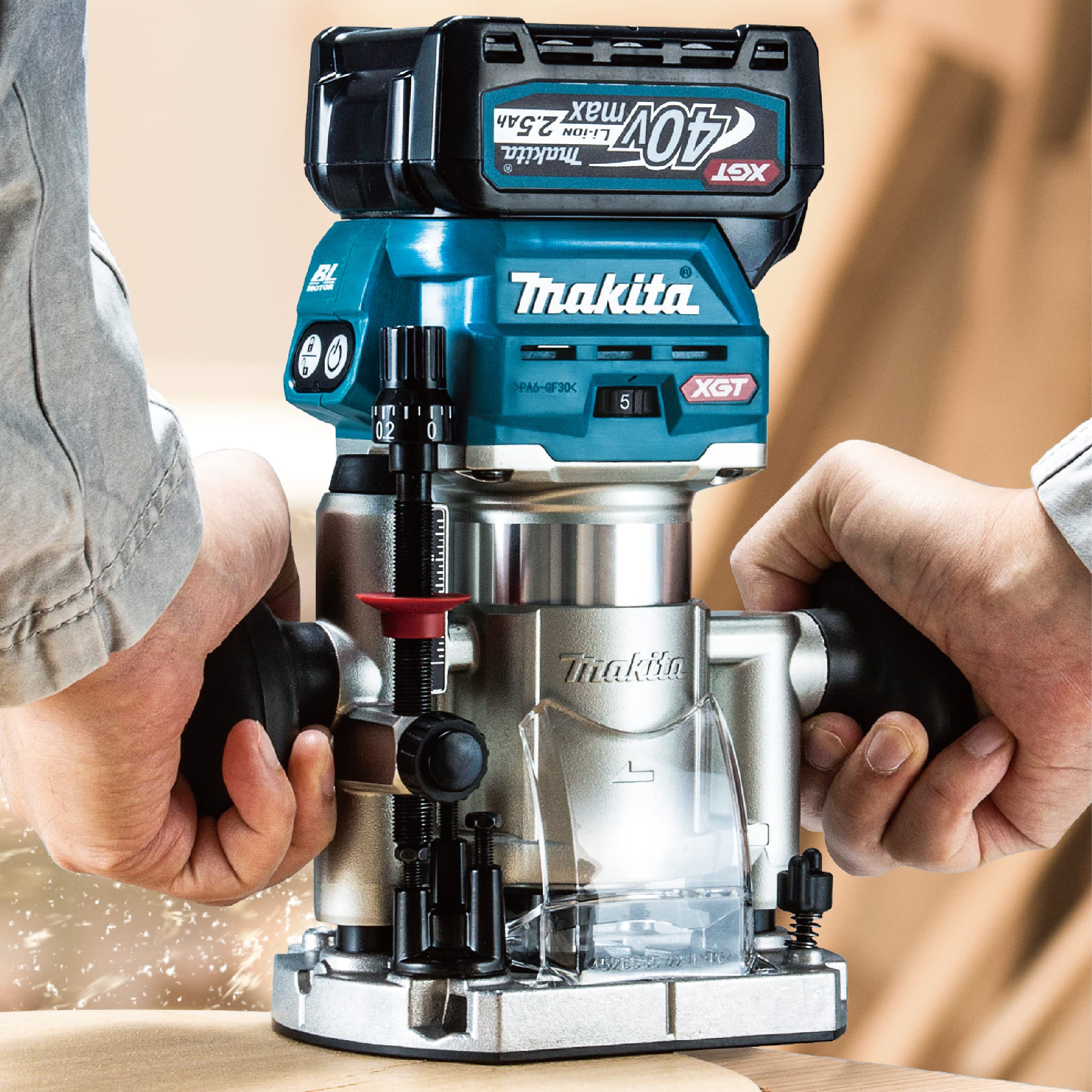 Amazon | マキタ(Makita) 充電式トリマ 40Vmax バッテリ・充電器 