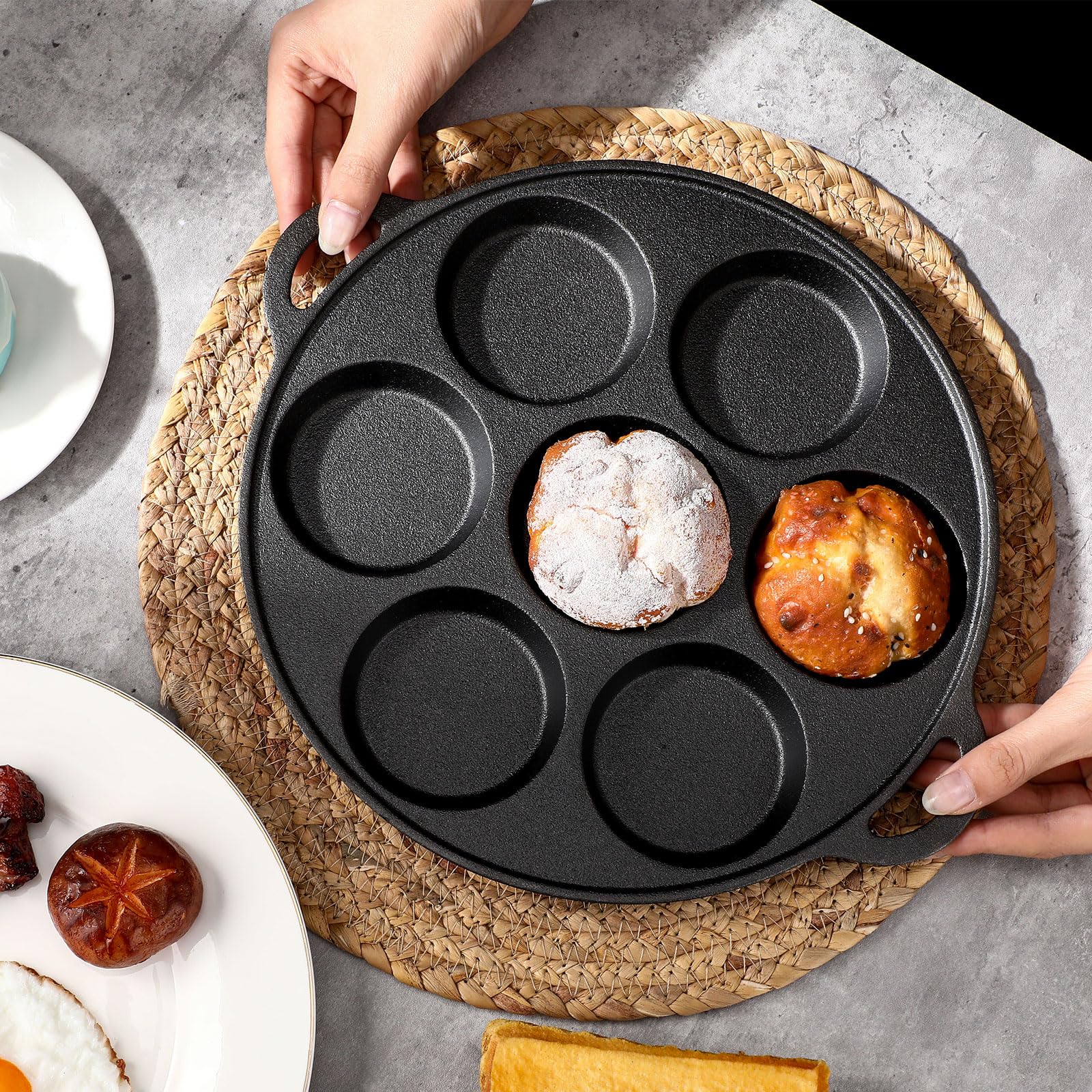 Tioncy 2 Stück Gusseisen-Keksform, Gusseisen, Muffin, gewürzte Mini-Kuchenform, Donut-Kuchenform zum Backen, Ei, Maisbrot, Cupcakes und Dessert (runder Stil)