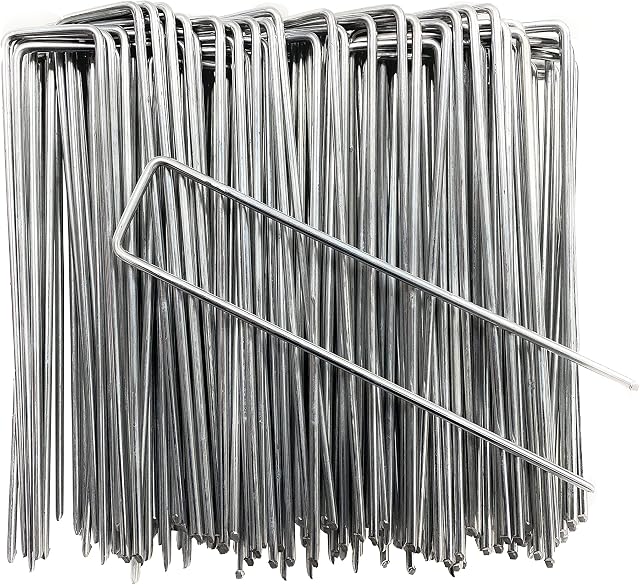 VIROSA Pack of 100 Garden Pegs, Landscape Staples, U Shaped Nail Pins | Galvanised Steel | Ideal for Weed Control Membrane, Netting Fence, Landscape Fabric, Artificial Grass (100 Pack - 4")
