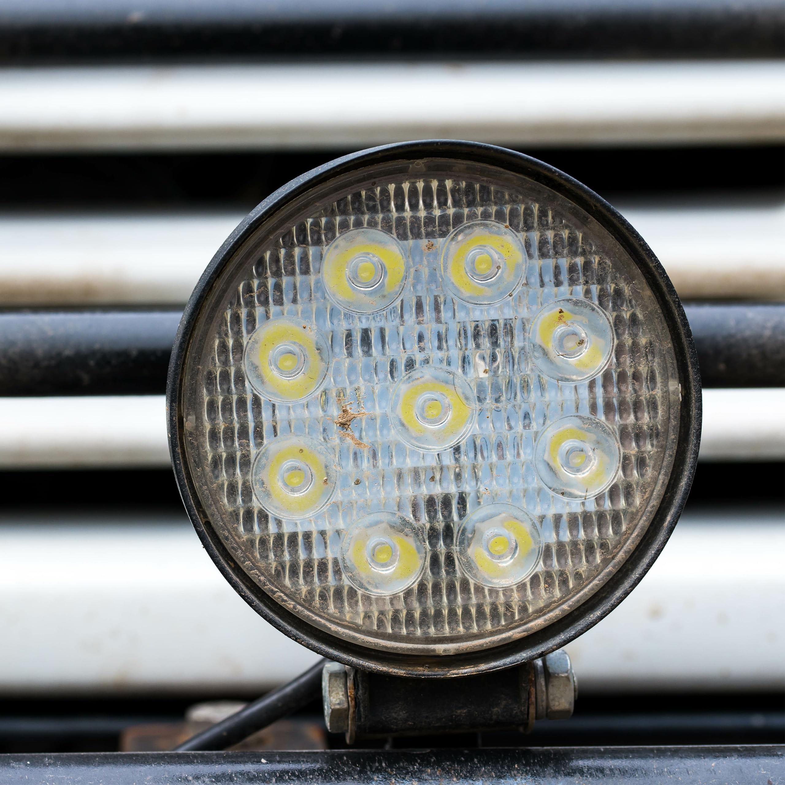 Retoo Faro da Lavoro LED, Faretto Rotondo, Spot Luci, Fari di Profondità, Illuminazione Ausiliari Fuoristrada, 2200 lm, 12-24V, 27W, Impermeabile IP68, Potente Luce Retromarcia per Trattore, Camion