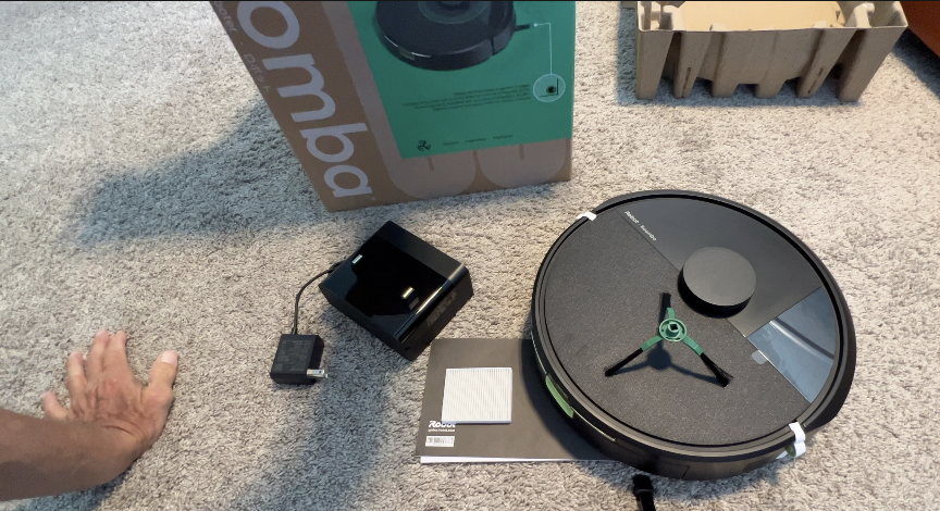 Watch Unboxing Roomba 105 Vacuum on Amazon Live