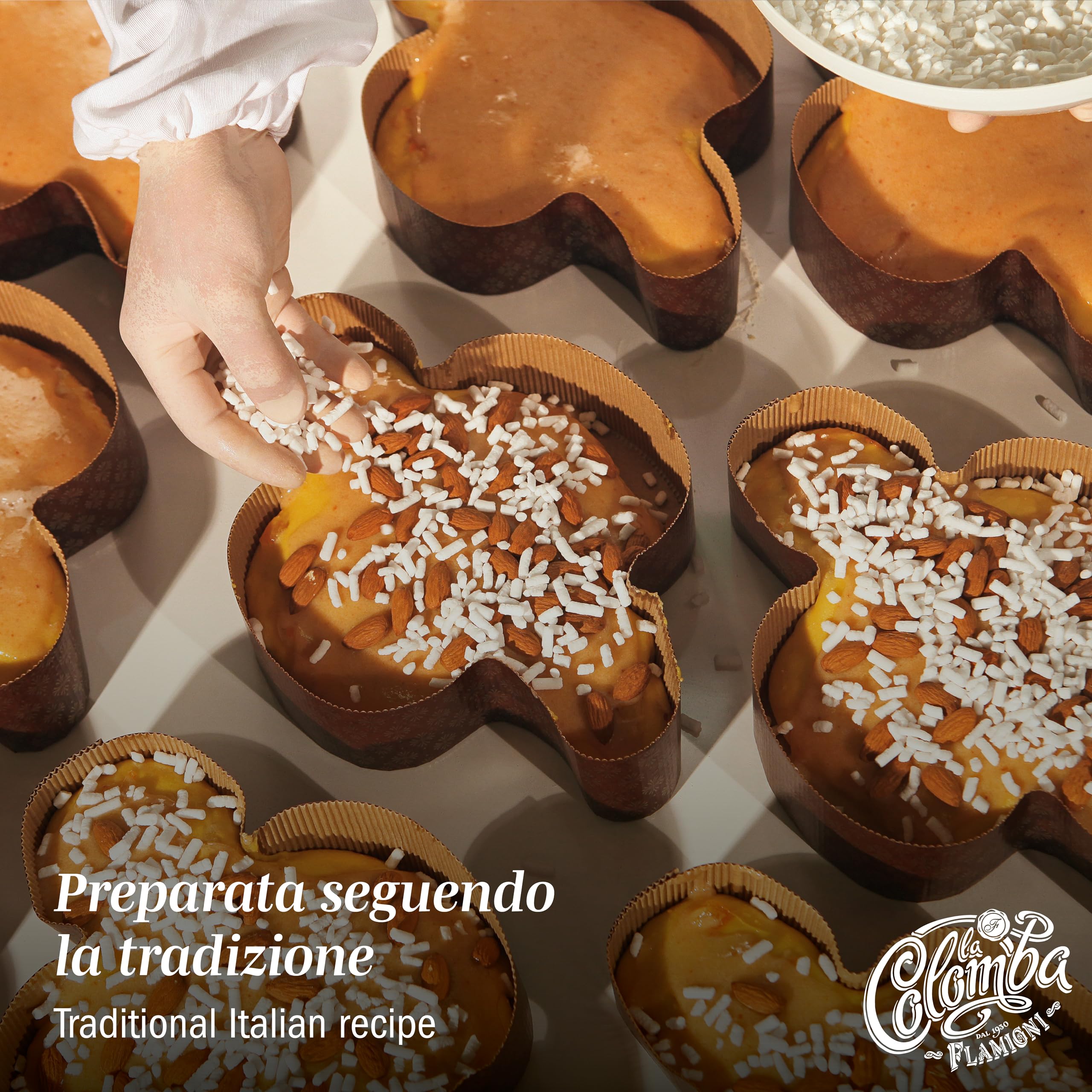 FLAMIGNI Colomba Pasquale Classica da 750g, con Arancia Candita e Uva Sultanina, Lievitazione Naturale, Glassa alle Mandorle, Incartato a Mano, Dolce Tradizionale Made in Italy