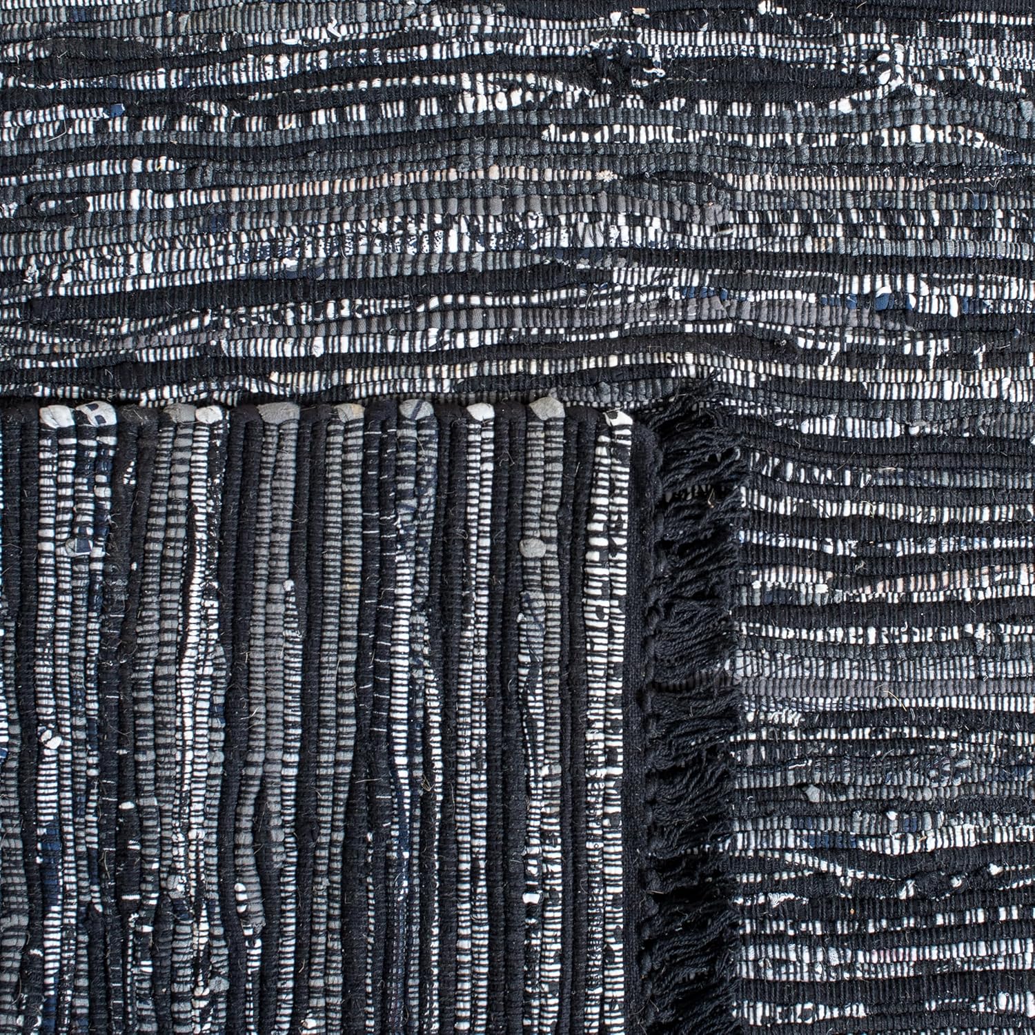 SAFAVIEH Rag Rug, Collection Area Rug - 4' Square, Black, Handmade Boho Stripe Cotton, Ideal for High Traffic Areas in Living Room, Bedroom (RAR121Z)