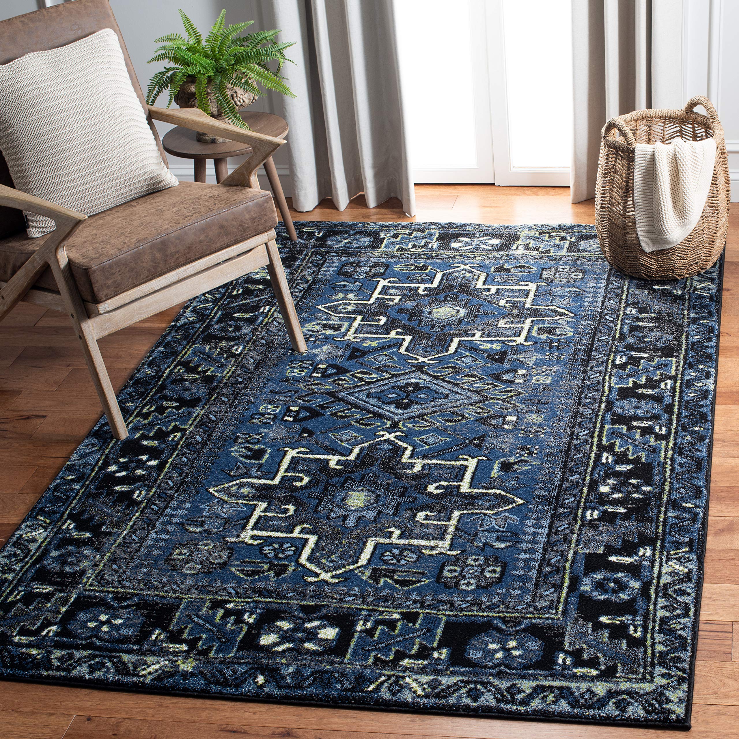 SAFAVIEH Vintage Hamadan Collection Area Rug - 3' Square, Blue & Grey, Traditional Persian Design, Non-Shedding & Easy to Clean, Ideal for Living Room