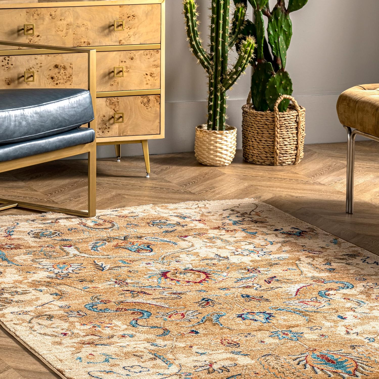 Ivory Serenity Blossom 4'x6' Easy-Care Synthetic Area Rug