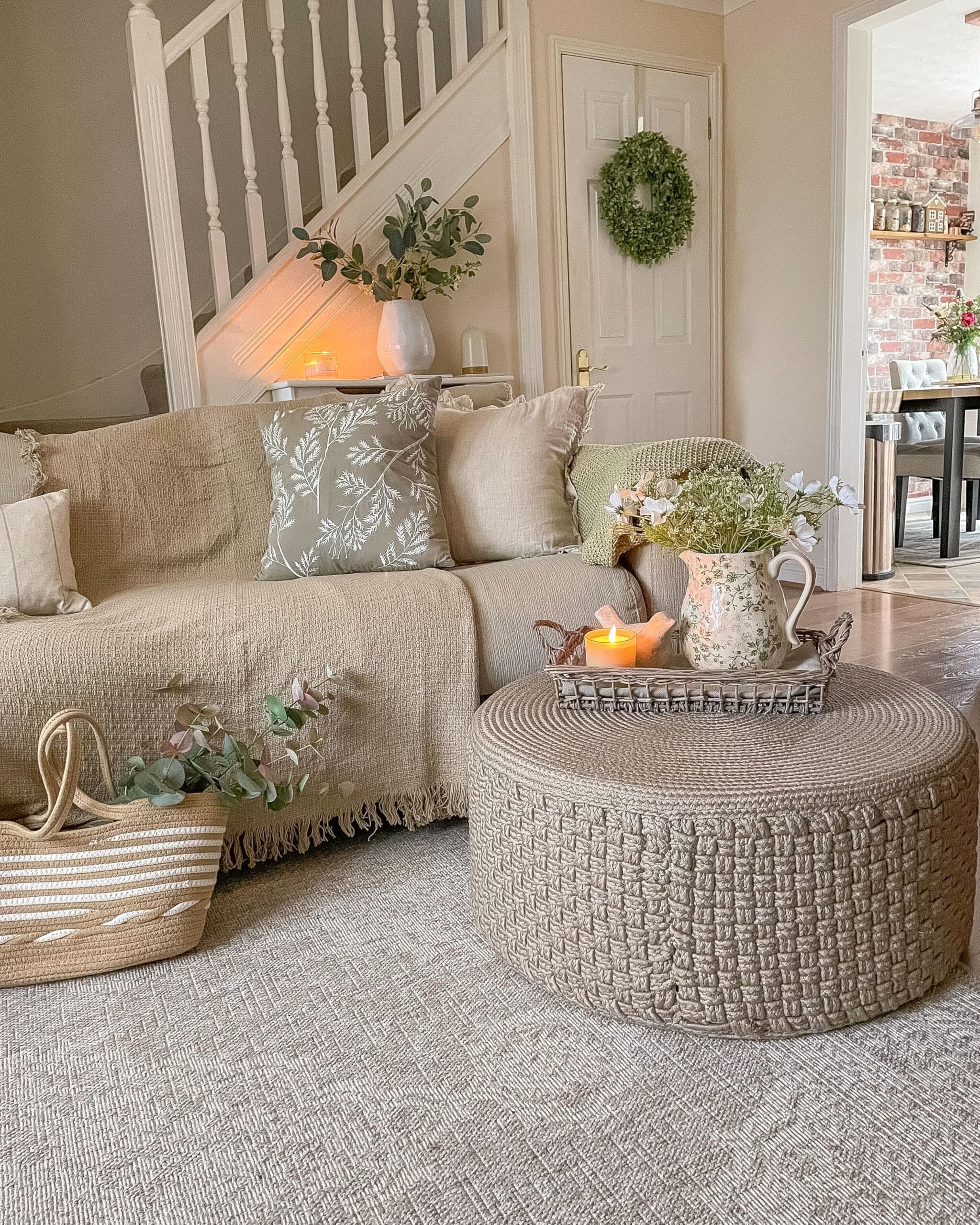 Beliani Pouf ottomano da esterno intrecciato a mano Materiale sintetico Accessori da giardino ⌀ 70 cm Beige