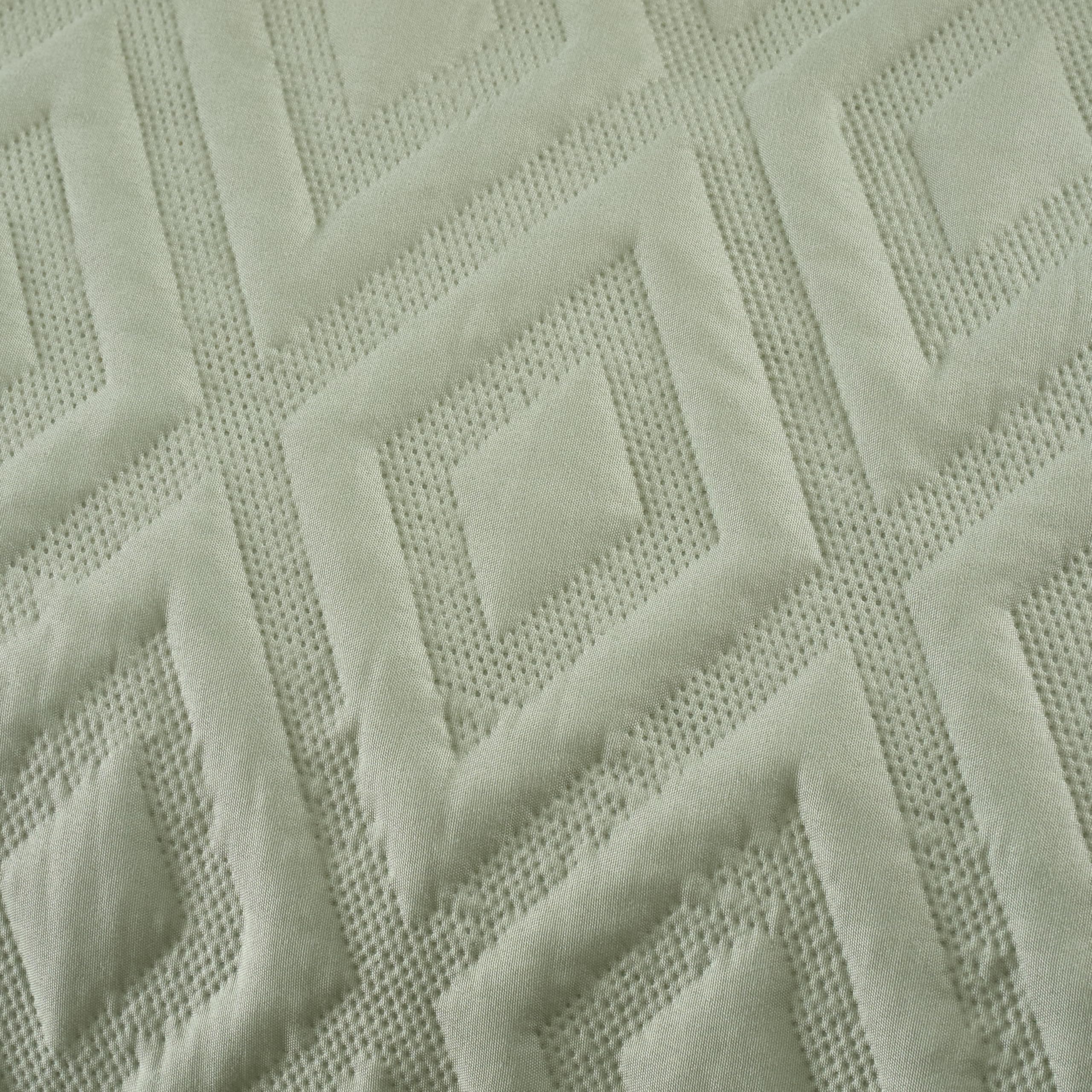Catherine Lansfield Jacob Geo Soft Touch Double Duvet Cover Set including Pillowcases Sage Green - Image 4