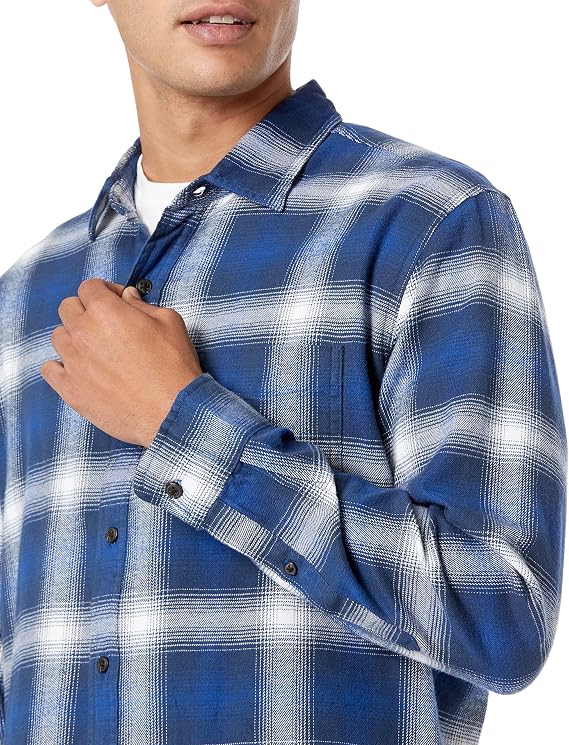 Amazon Essentials Men's Regular Fit Long-Sleeve Flannel Shirt, Soft Brushed Cotton, Lightweight yet Warm