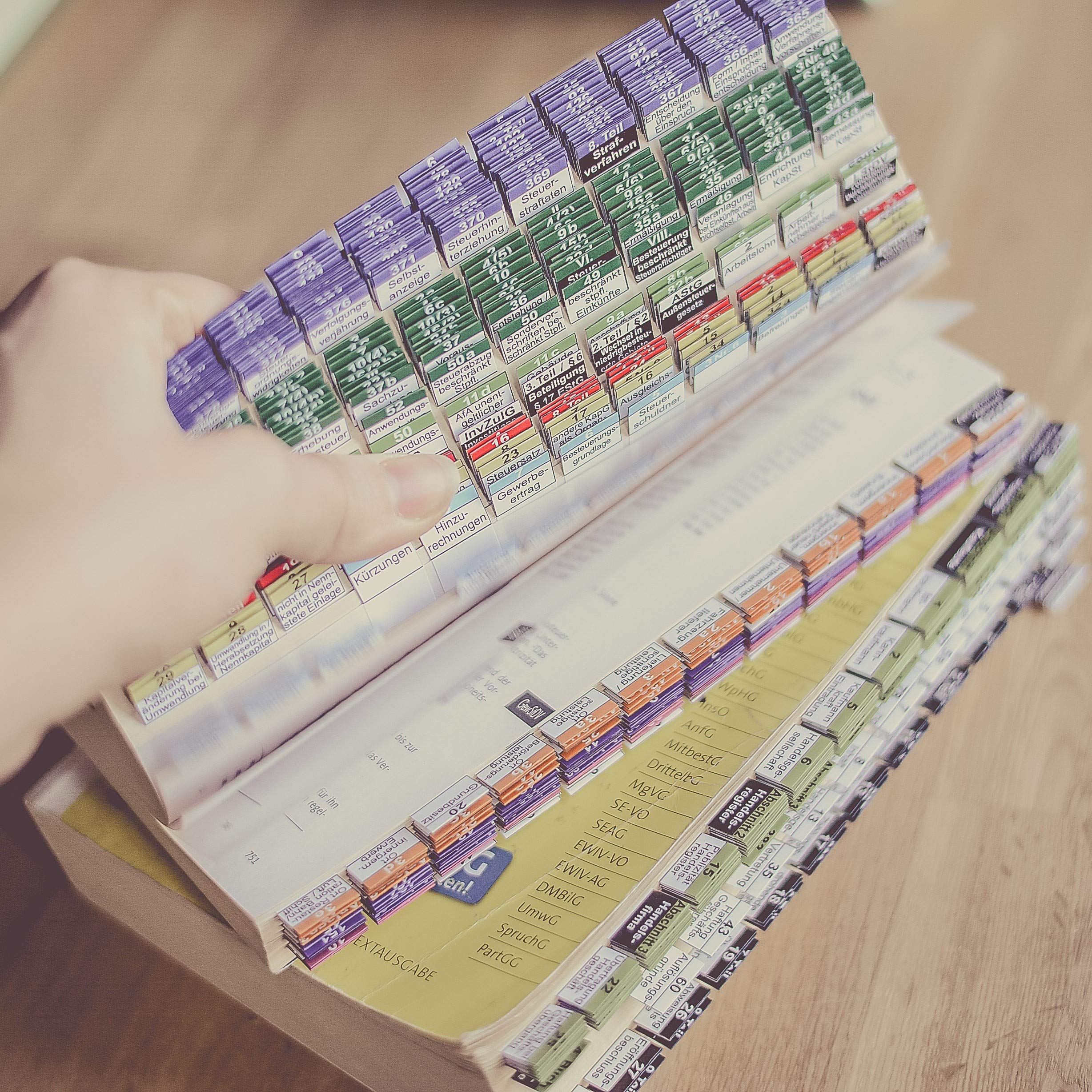 Steinfacher Griffregister fürs Steuerrecht Gesamtpaket 1.900 Aufkleber mit amtlichen Überschriften inkl. Folien und Einklebeschablonen