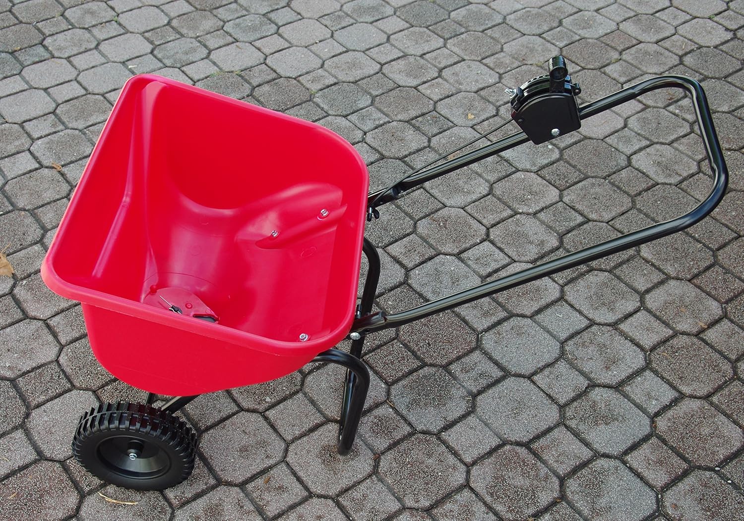 spandiconcime per sementi