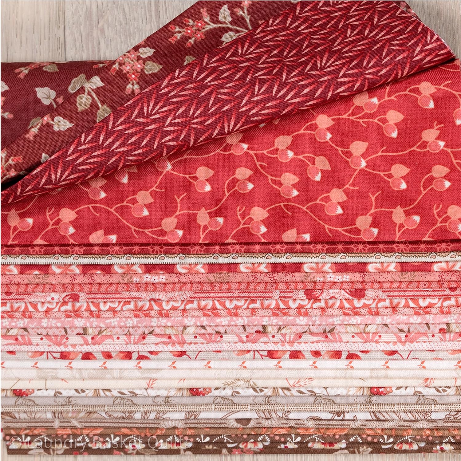 Cocoa Pink 28 Fat Eighth Bundle by Edyta Sitar of Laundry