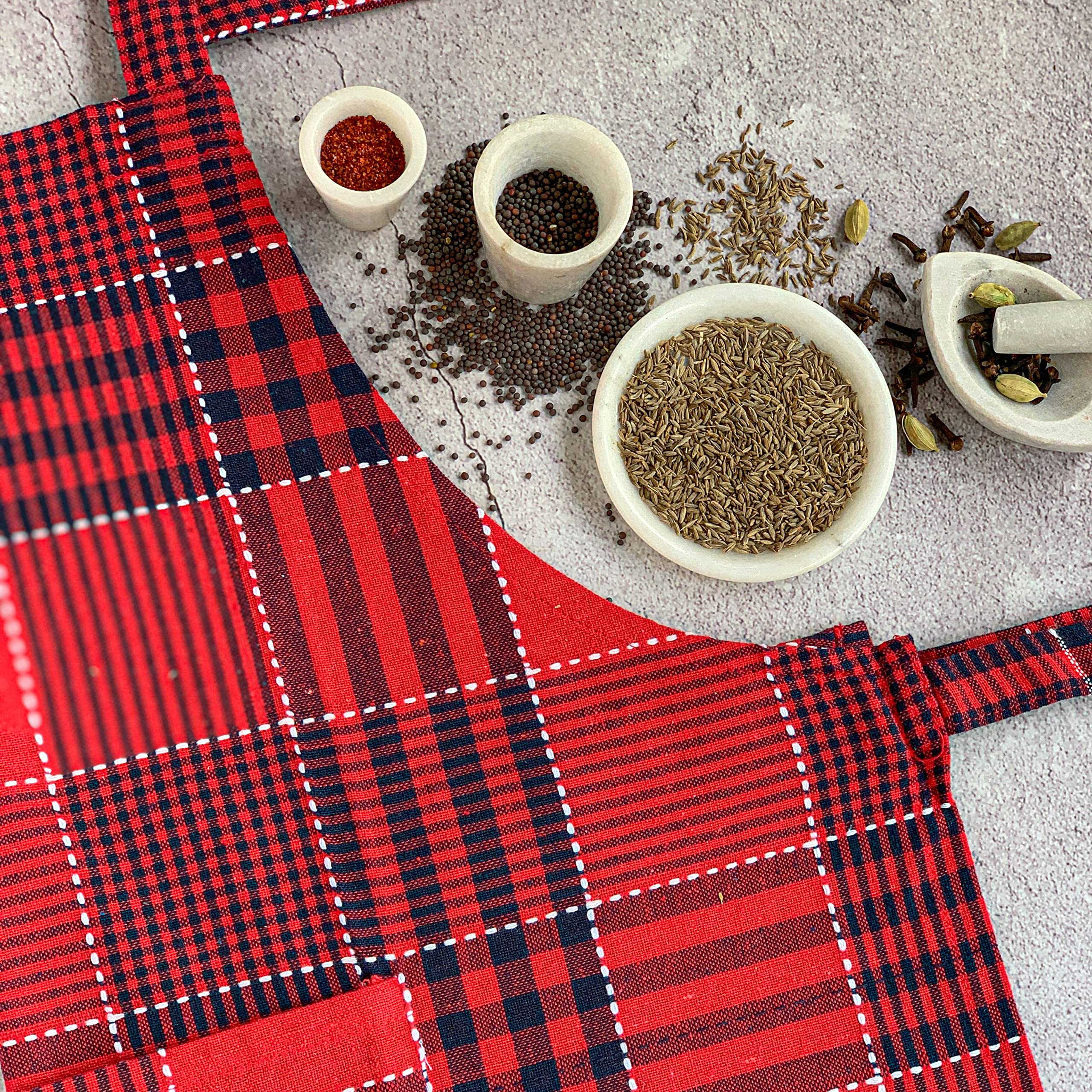PIXEL HOME DECOR© Delantal de cocina de algodón con correa ajustable para el cuello y lazos con bolsillo central con algodón resistente y duradero (paquete de 1) (MC3_R)