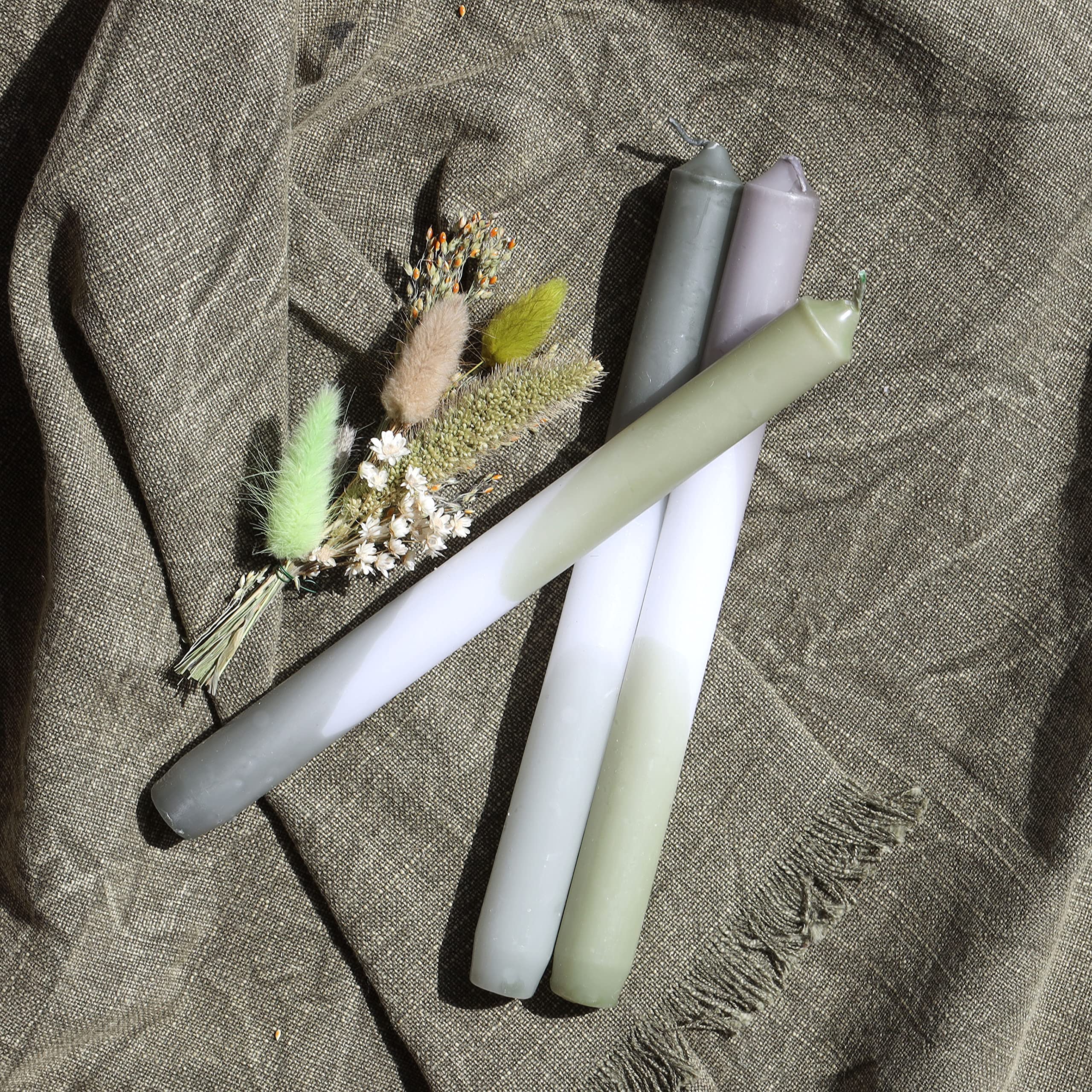 Lot De 4 Bougies De Table Nervurées Vert Clair 20cm - Durée 7 Heures Non Parfumées