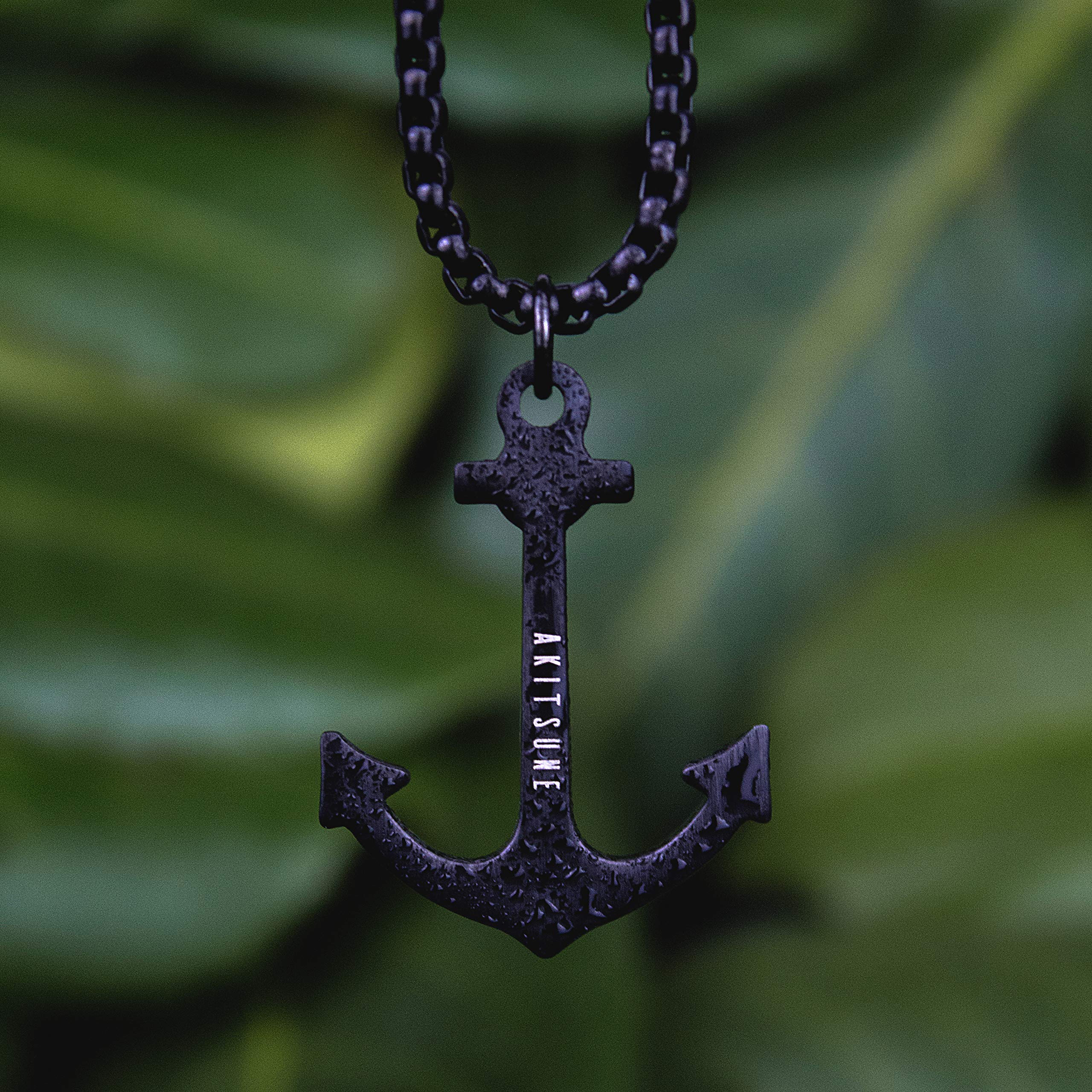 Akitsune Portus Anhänger inkl. 70cm Kette | Halskette Hafen anker Nautisch Maritim Damen Herren Edelstahl