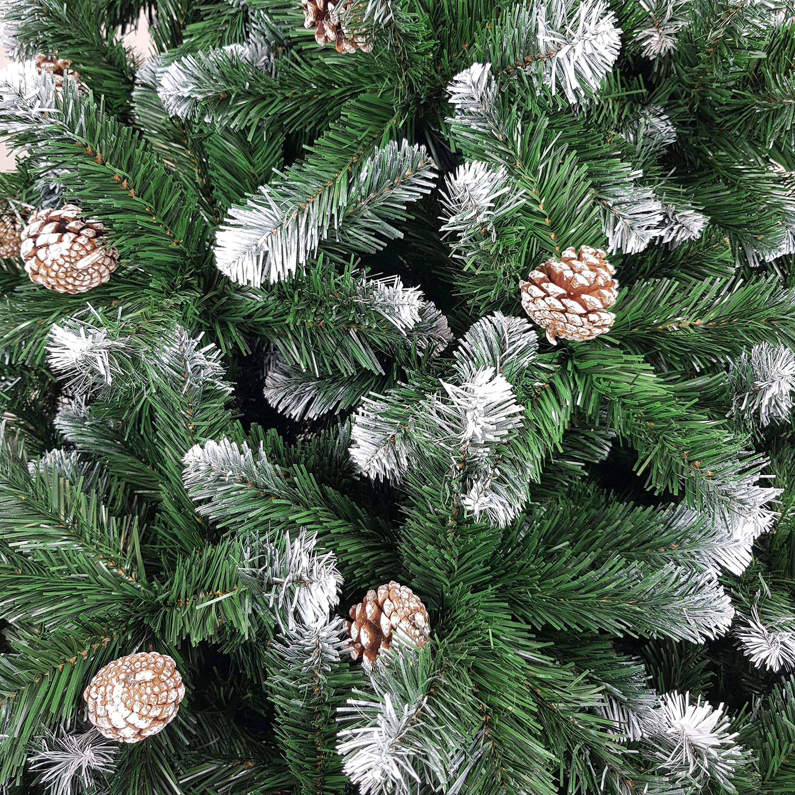 Totò Piccinni Albero di Natale Artificiale NOEL, Folto, Effetto Realistico, Rami a Gancio, Facile Montaggio, PVC, Ignifugo, Incluso Borsa e Porta Palline (210 cm, Punte Innevate e Pigne) - Vista 2