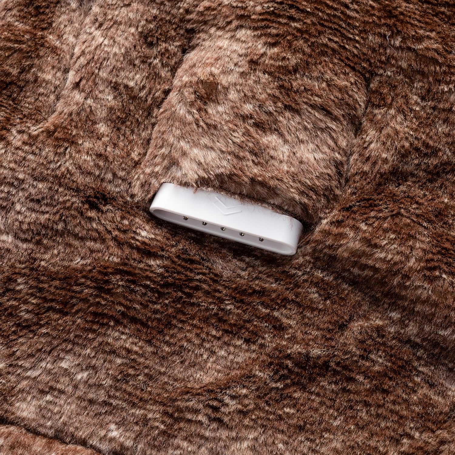 Berkshire Blanket Heated Throw Blanket, Grace Fur to Loftmink Reversible Electric Throw with 4 Heat Levels, Fast Heating Printed Throw for Couch and Bed, Auto Shut-Off Feature (50"x60") - Image 8