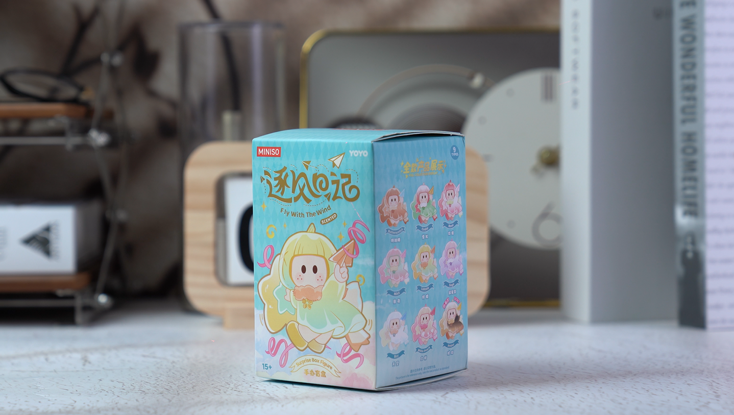 Amazon.com: MINISO YOYO Fly with the Wind Scented Vinyl Figure