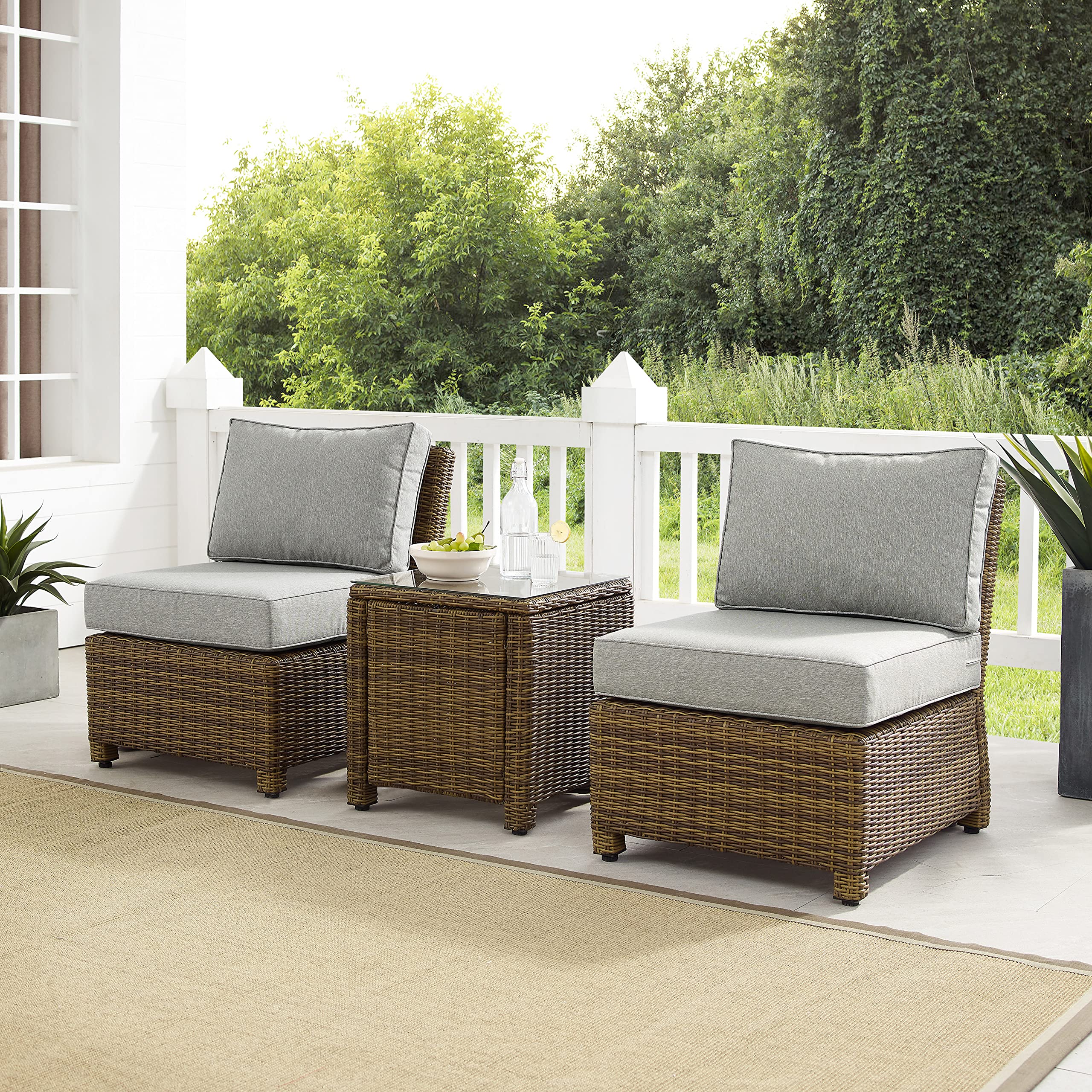crosley furniture bradenton 3-piece outdoor chair and side table set, wicker patio conversation sets, brown with gray cushions