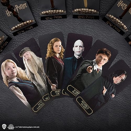 Miniatura 7 de Cinereplicas Harry Potter - Bolígrafo de varita con soporte y marcador lenticular de Harry Potter - Licencia oficial