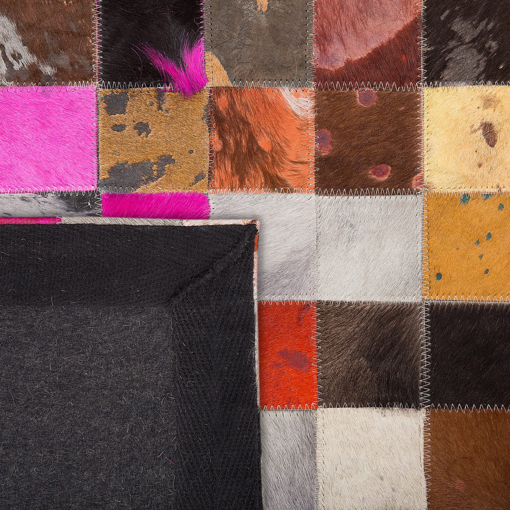 Beliani Tapis Rectangulaire Multicolore en Cuir Patchwork pour Intérieur au Style Moderne 200 x 200 cm