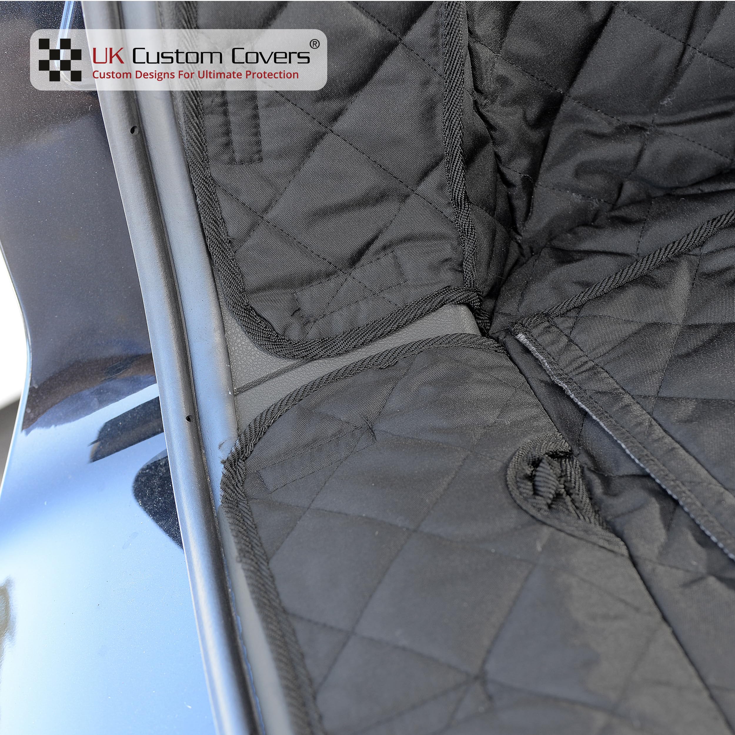 UK Custom Covers QBL224B Trapuntato Tappetino Bagagliaio Antiscivolo