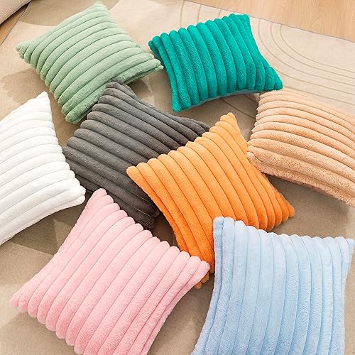 Miniatura 5 de Uhomy Paquete de 2 fundas de almohada decorativas de felpa de pelo sintético a rayas suaves para sala de estar, sofá, dormitorio, 22 x 22 pulgadas