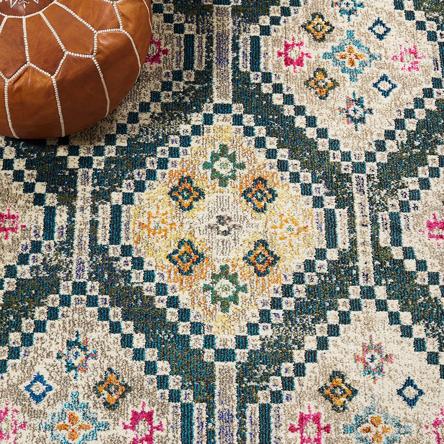 SAFAVIEH Madison Collection Runner Rug - 2' x 8', Dark Green & Beige, Boho Tribal Distressed Design, Non-Shedding & Easy Care, Ideal for High Traffic Areas in Living Room, Bedroom (MAD481Y)