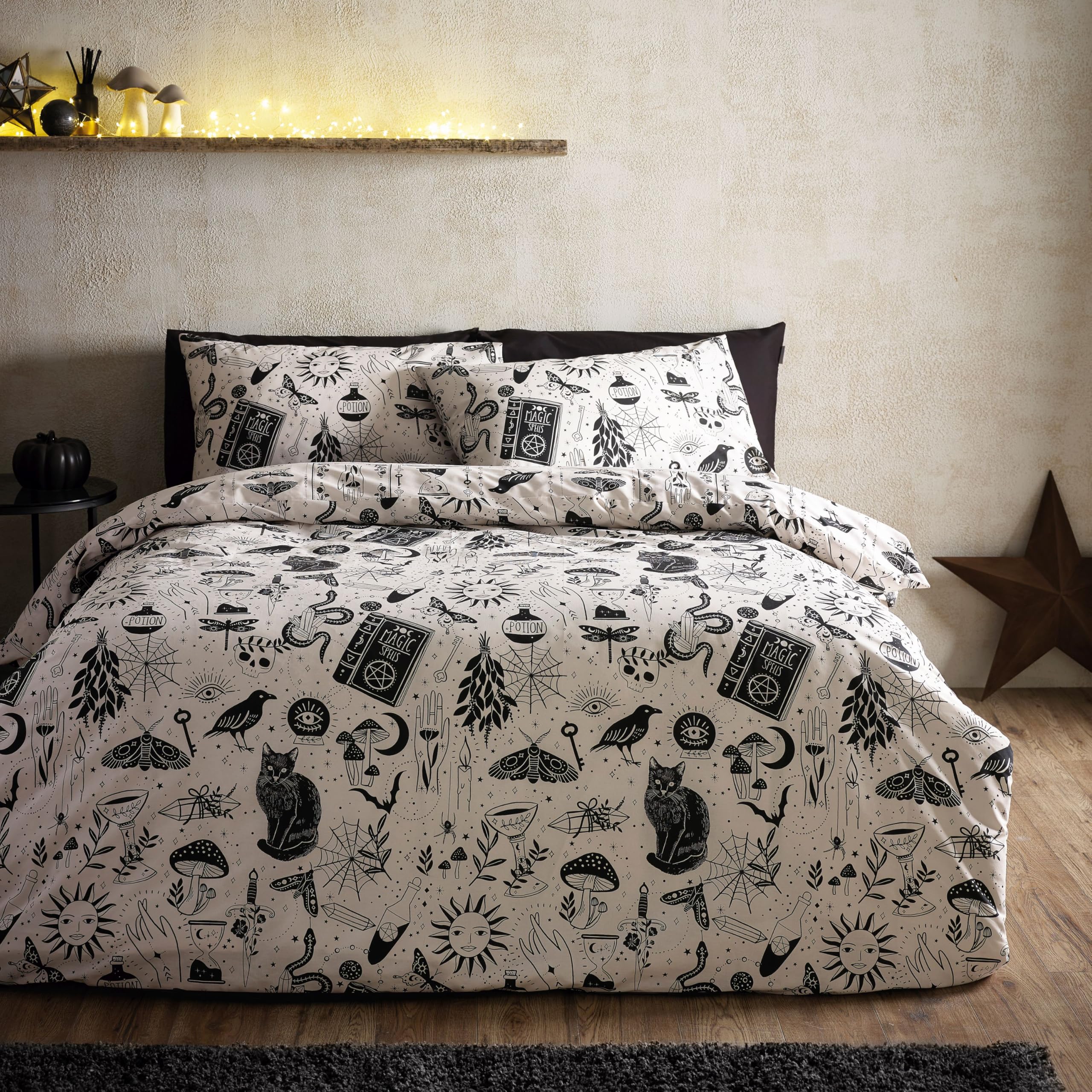 Catherine Lansfield Enchanted Witchcraft Reversible King Duvet Cover Set with Pillowcases Black/Natural โ image 1
