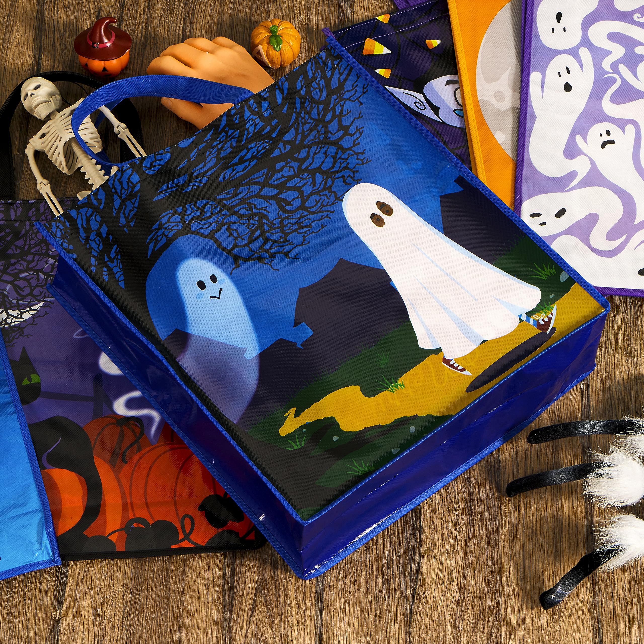 JOYIN 12 Stück Halloween 43 x 38 cm Große Geschenktaschen für Halloween Süßes oder Saures Party Süßigkeitstüten, Geschenk Taschen, Party Tüte