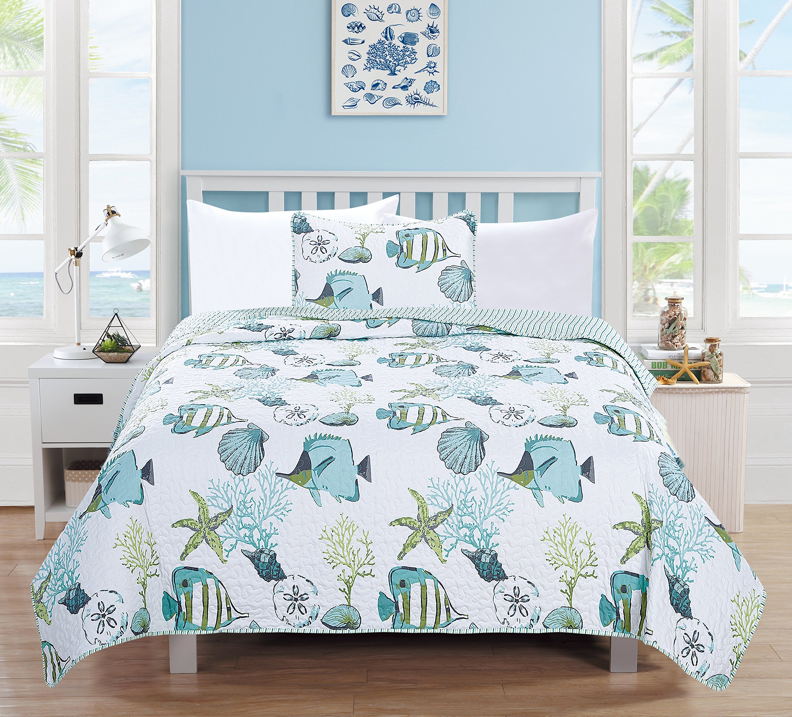 Full / Queen Coastal Quilt Bedding Set, Summer Coastal Quilt with Shams, Beach 3-Piece Reversible All Season Bedspread Quilt Set. Lightweight Nautical Quilted Coverlet. Seaside Collection, Blue Fish