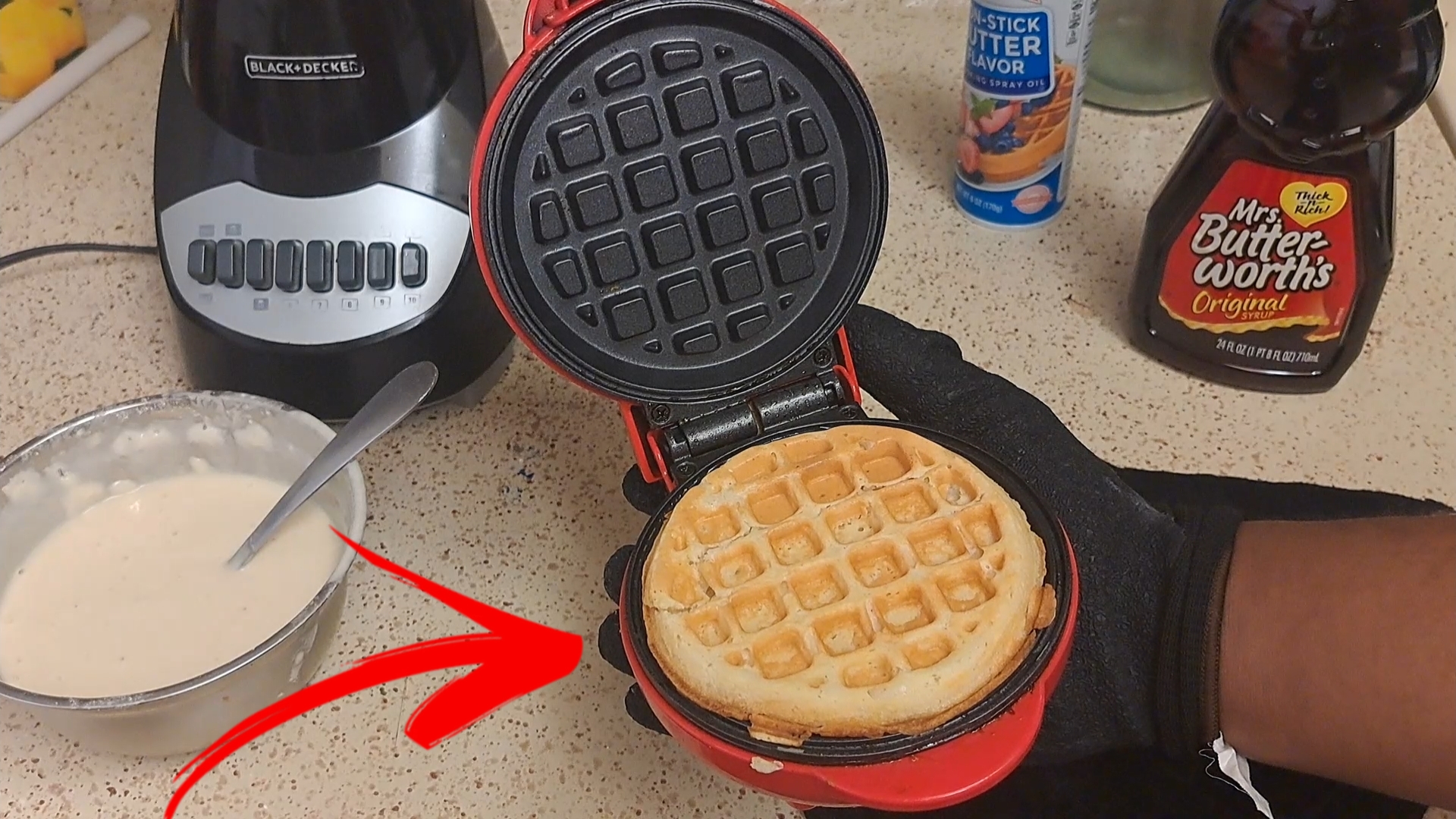 Watch How to use the nostalgia mini waffle maker! on Amazon Live