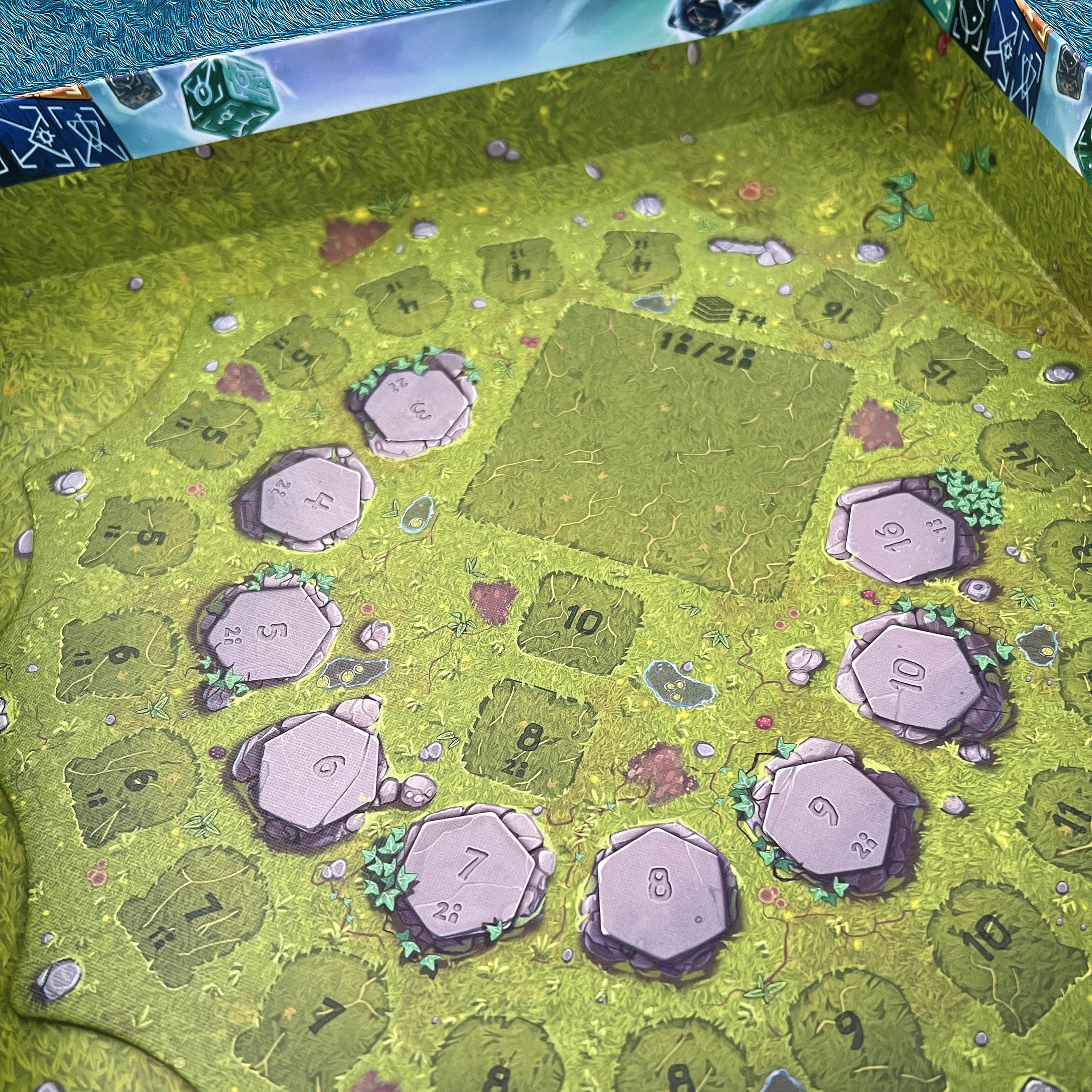 Asmodee: Monolyth, Gioco da Tavolo, 1-4 Giocatori, 8+ Anni, Edizione in Italiano